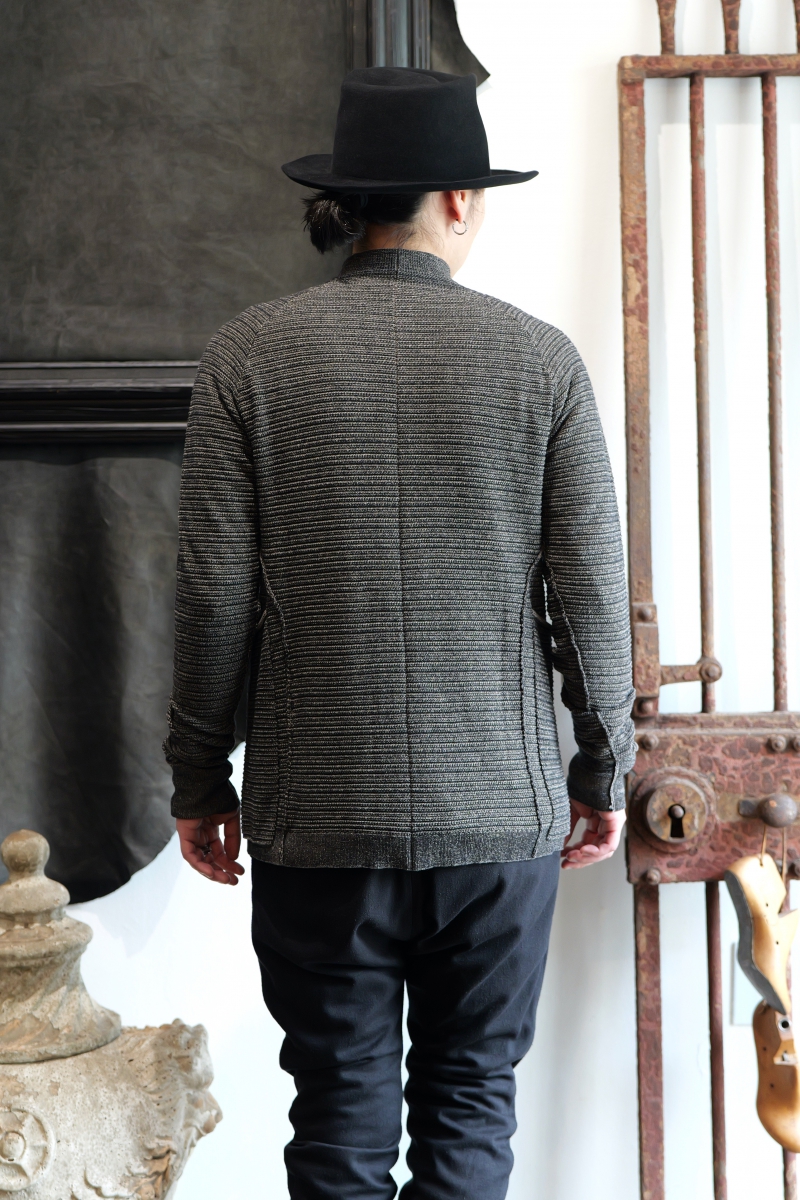 GULLAM_TOKYO's tweet photo. 【Blog update】
DEVOAのTwist Cotton Knit。
#devoa
https://t.co/LSnpzMuifQ https://t.co/1et37ZWmre