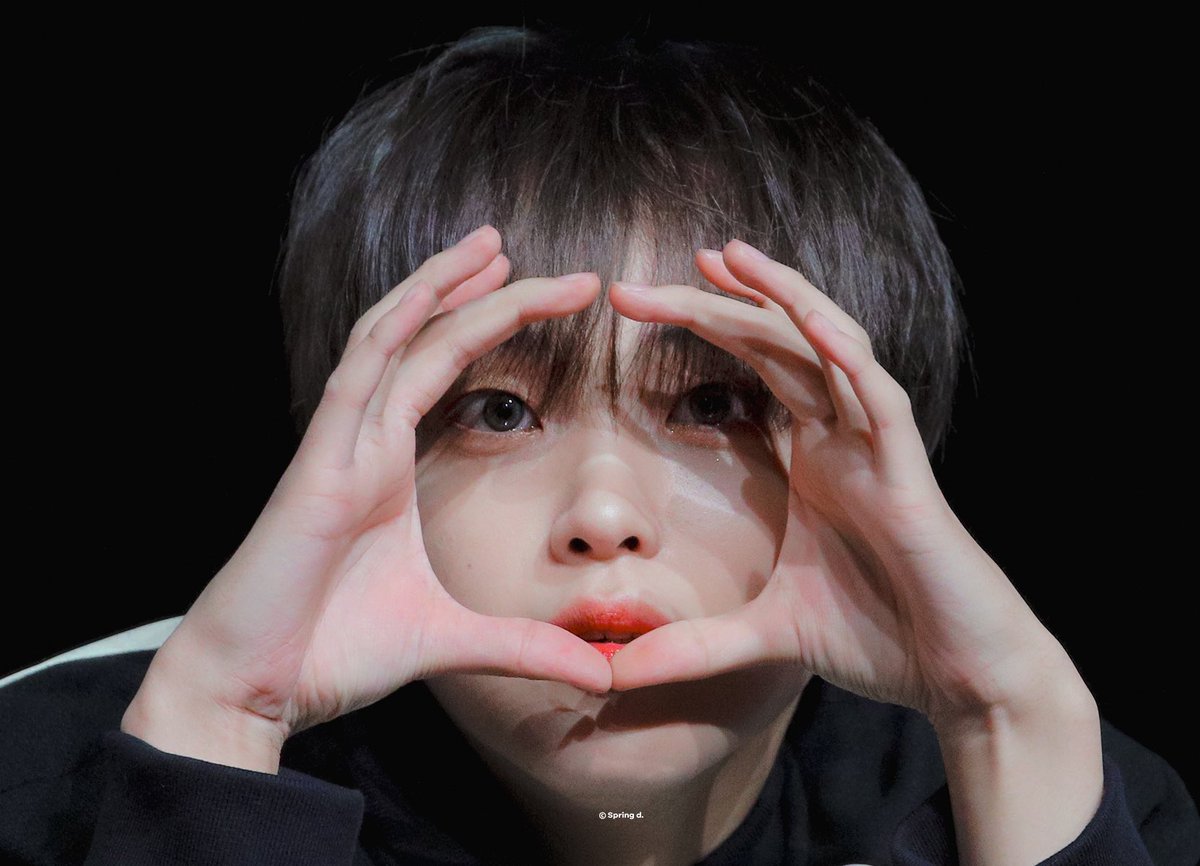 springdays_hj's tweet photo. 만마루~ 231110 팬사인회 #형준 #크래비티 #HYEONGJUN #CRAVITY https://t.co/e0vHAlDRsr