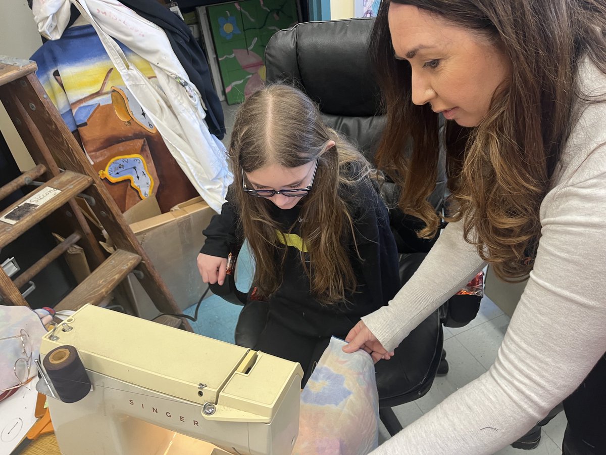 HowellTwpRamtwn's tweet image. Thank you, Ramtown teachers, for your amazing preparations for our annual Global Play/Enrichment Day celebration!  Ss had a simply awesome day! #HTPSLearnerSuccess #HTPSWellness #HTPSTalentTeams