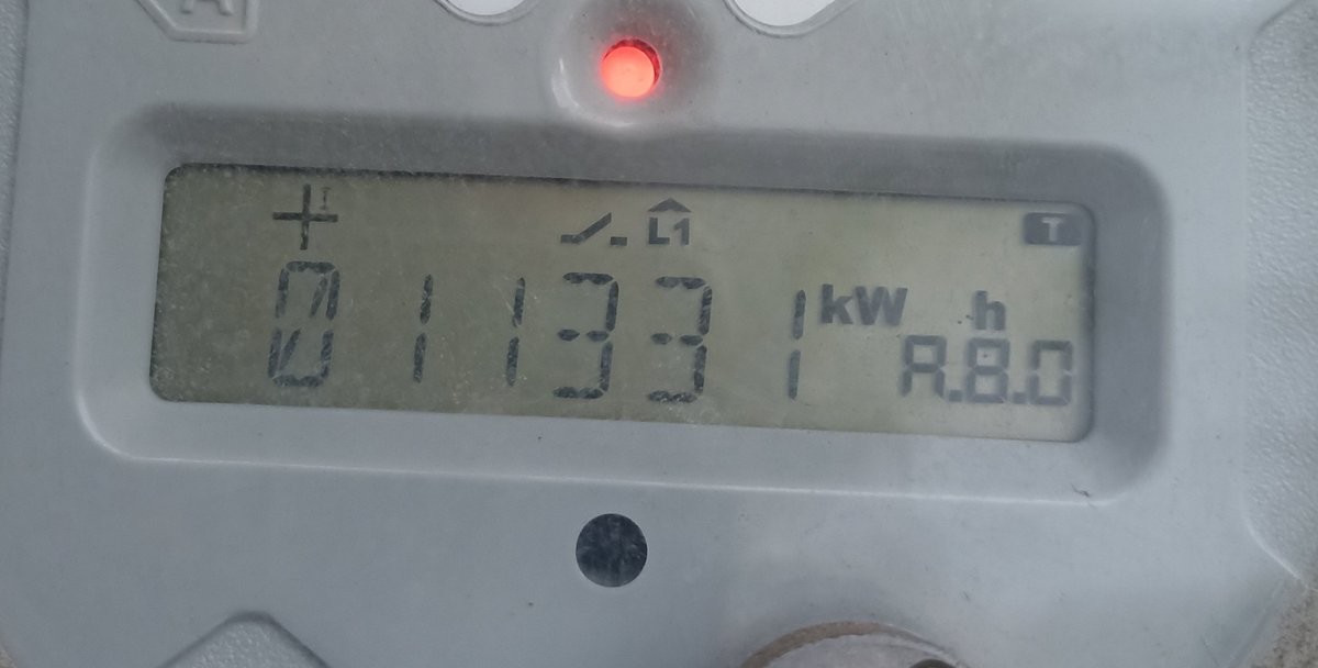 rms780313's tweet photo. @CFE_Contigo ¿dónde les puedo pasar las facturas de mi refrigerador descompuesto? Todos los días no quedamos sin servicio sin excepción y ya ni reporte quieren tomar en la línea 071 https://t.co/GdwfqC7tbl