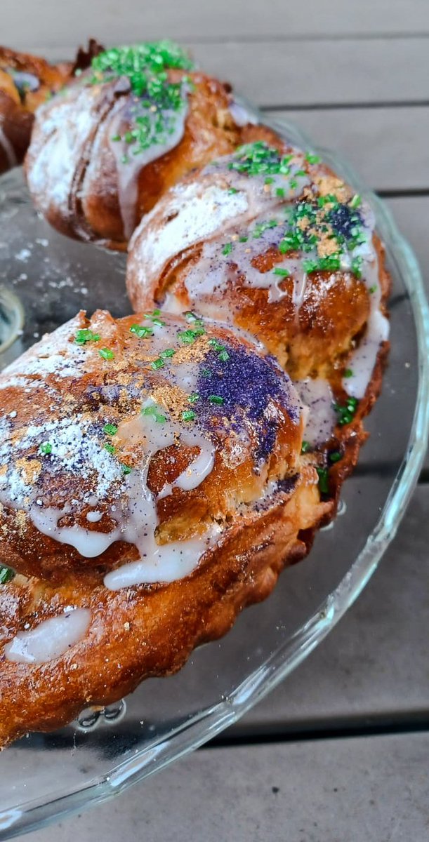 twospoonslondon's tweet photo. π Craving a taste of #NewOrleans tradition? #Kingscake holds sweet secrets! π°β¨ Finding the hidden figurine means more than luck β you're crowned king or queen, hosting the next party! π Let's keep the #MardiGras spirit alive at #Twospoonslondon! πππ https://t.co/3sYSBWKswH