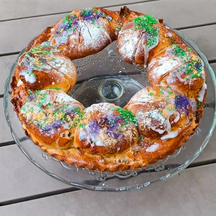 twospoonslondon's tweet photo. π Craving a taste of #NewOrleans tradition? #Kingscake holds sweet secrets! π°β¨ Finding the hidden figurine means more than luck β you're crowned king or queen, hosting the next party! π Let's keep the #MardiGras spirit alive at #Twospoonslondon! πππ https://t.co/3sYSBWKswH