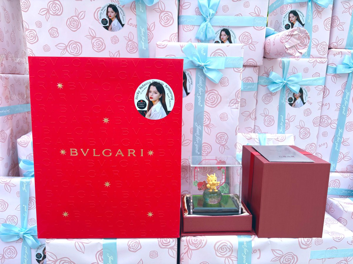 BeckyCandyHouse's tweet photo. Chinese angels have been asking if they can send becky gifts for the Chinese New Year for a long time, and they have carefully selected and bought many gifts with traditional Spring Festival characteristics, hoping to bring happiness to becky during this most important holiday for our Chinese people.
Due to some reasons, BCH and Chinese angels have regretfully canceled all the Spring Festival Supports, and all the gifts have already arrived in Thailand at the end of January. The nearly 100 gifts that should have been delivered to becky on the occasion of the Spring Festival will be delivered tomorrow on Valentine's Day. 
Rebecca,Happy Chinese New Year and Happy Valentine's Day!!!
@AngelssBecky 

The gifts list will be released tomorrow.

#Beckysangels 
#HappyValentinesDay