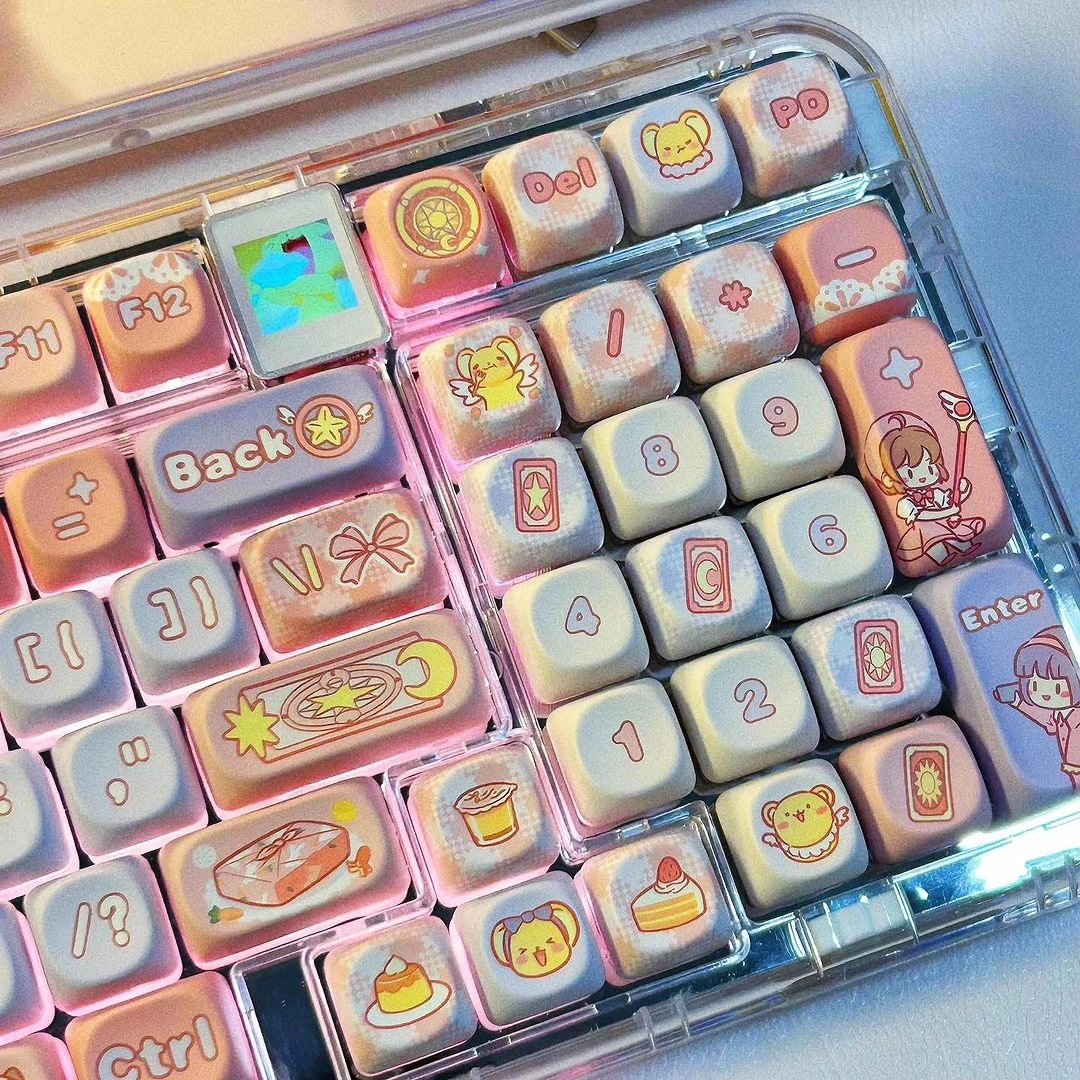 NancyNSalazar's tweet image. 🌈Hellooo!🙋🏻♀️ Oigans, les cuento que a partir del siguiente mes comenzaré a vender este tipo de teclados y otros accesorios para que tengas un setup bien súper cute.💜💻🌈🍭✨
🌸El marketplace así como las redes sociales están en construcción, perooo, por mientras les voy…