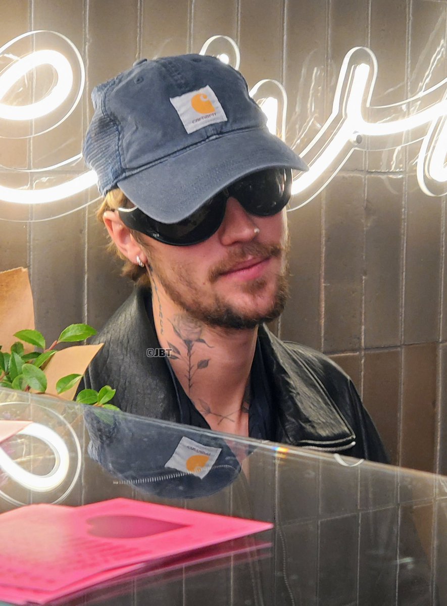 biebernovidade's tweet image. Justin Bieber