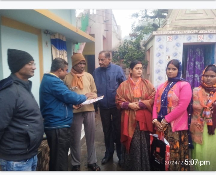sanjaypalbjp's tweet photo. @BJP4Bengal এর "গ্রাম চলো অভিযান" কার্যক্রমে, @BJPAsansol জেলার কুলটি বিধানসভার ১৫ নম্বর বুথে, বুথ সংযোজক ও প্রবাসী কার্যকতাদের নিয়ে বনবাসীদের পাড়ায় - পাড়ায়.. 
@DrSukantaBJP @Amitava_BJP @bappachatterji https://t.co/XhQf32prhI