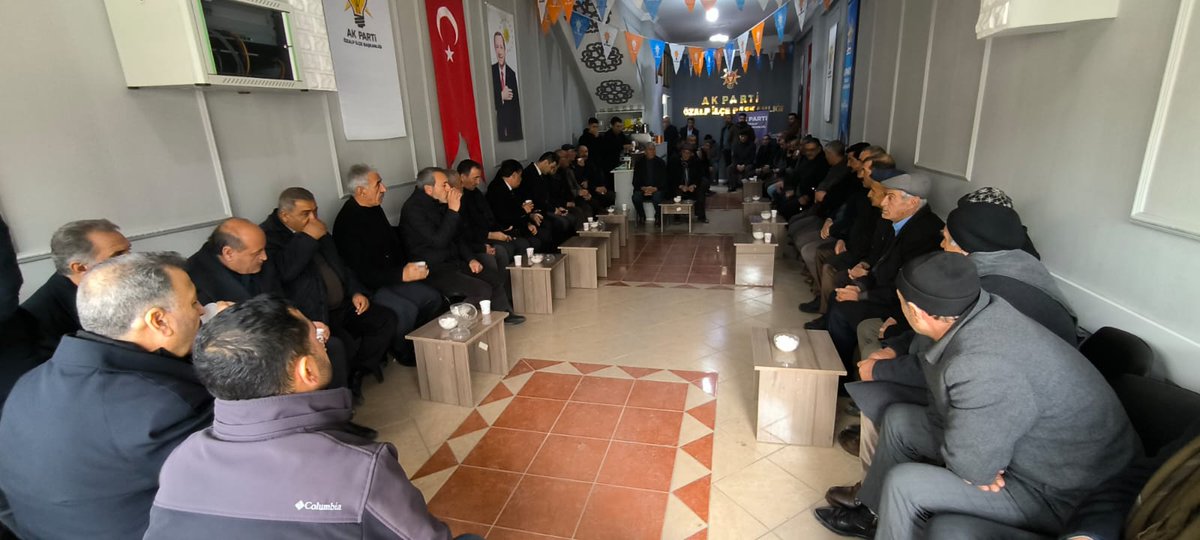 Atakangonulcekn's tweet photo. 📍ÖZALP

Genel Merkez MDK Üyemiz  Sn @zahir_soganda , ve teşkilat mensuplarımız ile bir araya geldik. 

AK Belediyecilik ÖZALP ’a çok yakışacak!

@ArvasAbdulahat @emreguray65 @ercanagar https://t.co/JvGYx29zZJ