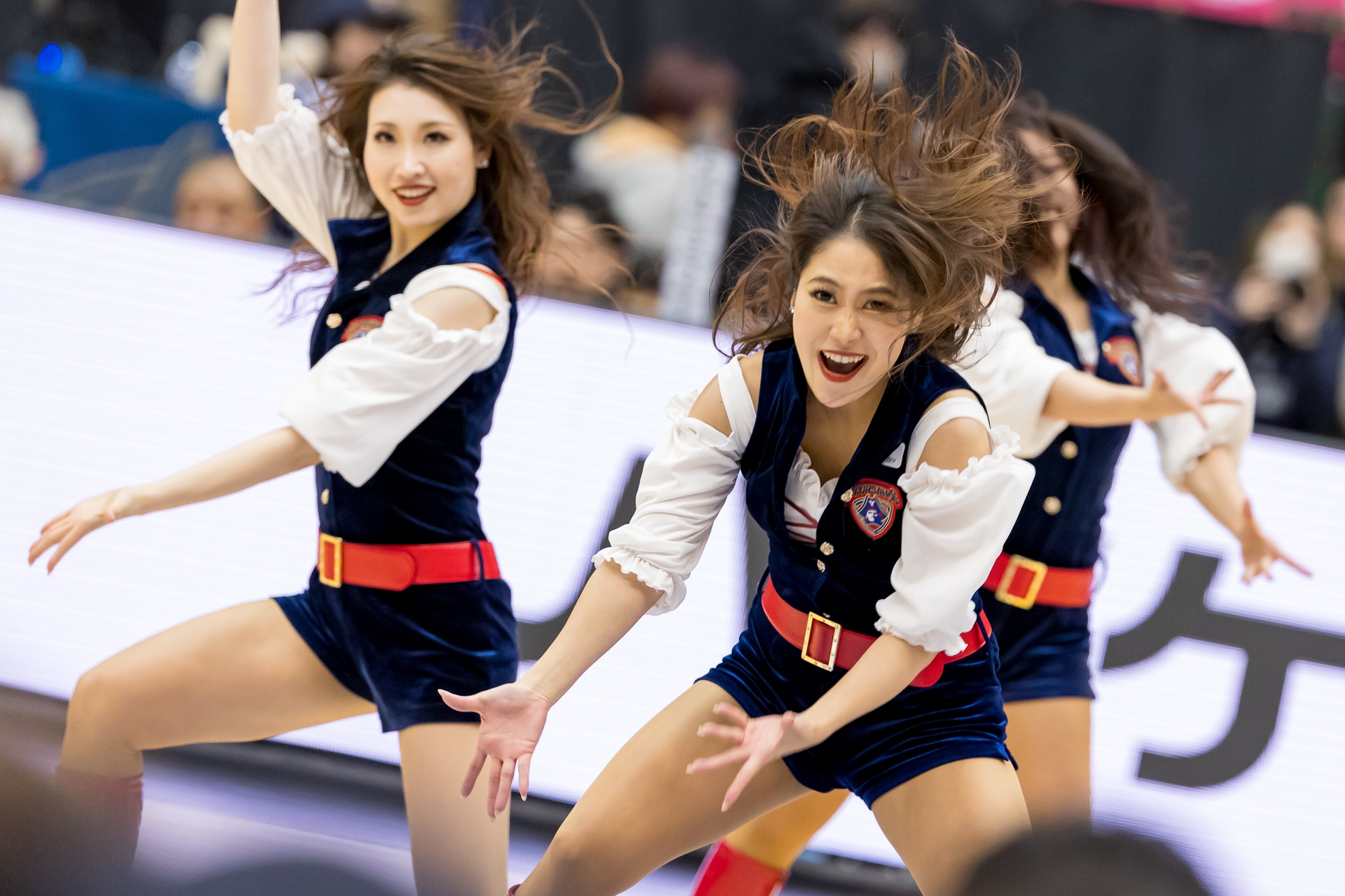 🏀 横浜ビー・コルセアーズ オフィシャルチアリーダーズ「B-ROSE