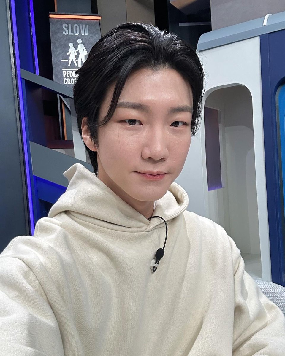 WINNER Instagram tweet media