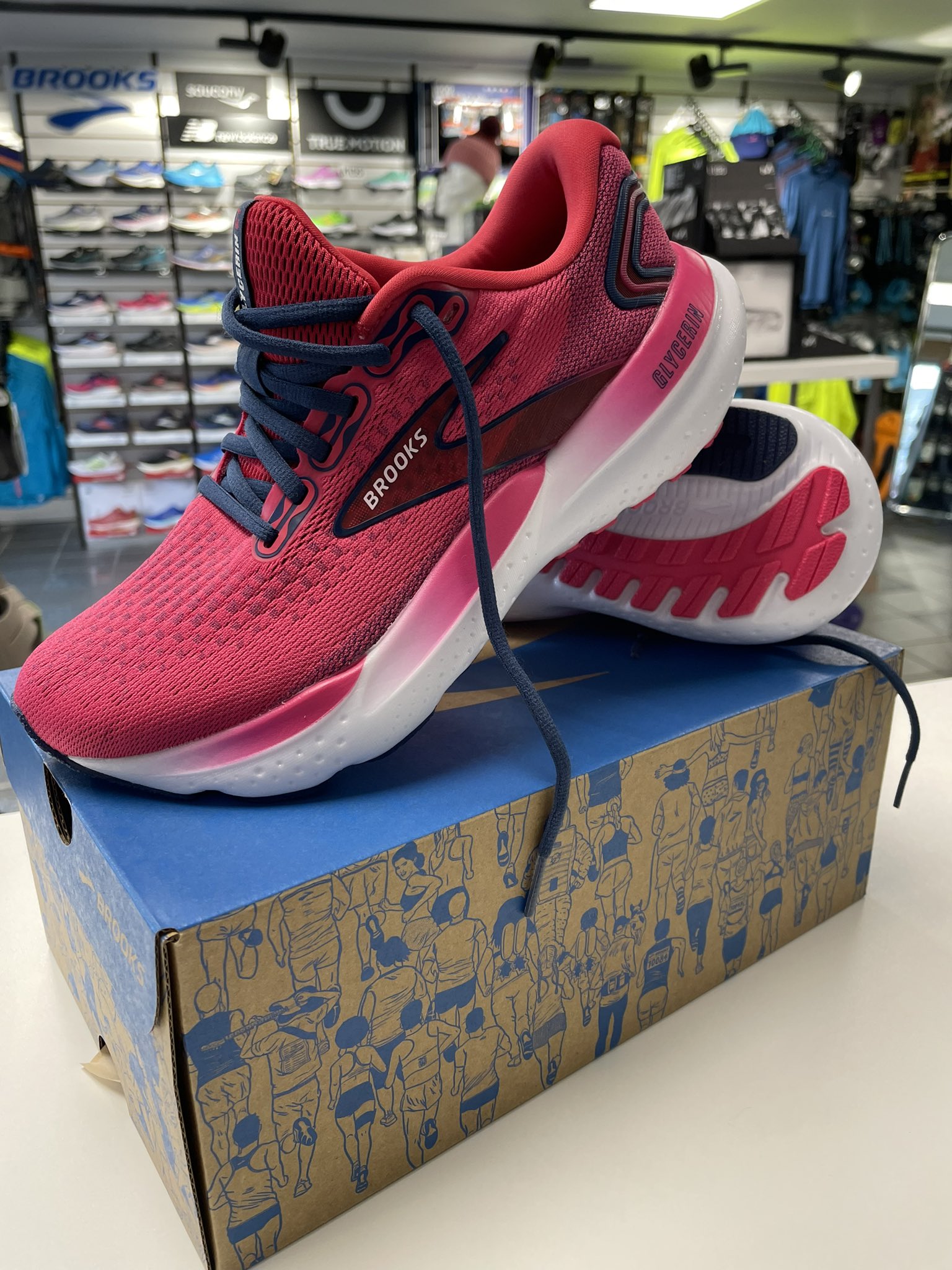 Brooks glycerin hotsell 2 womens red
