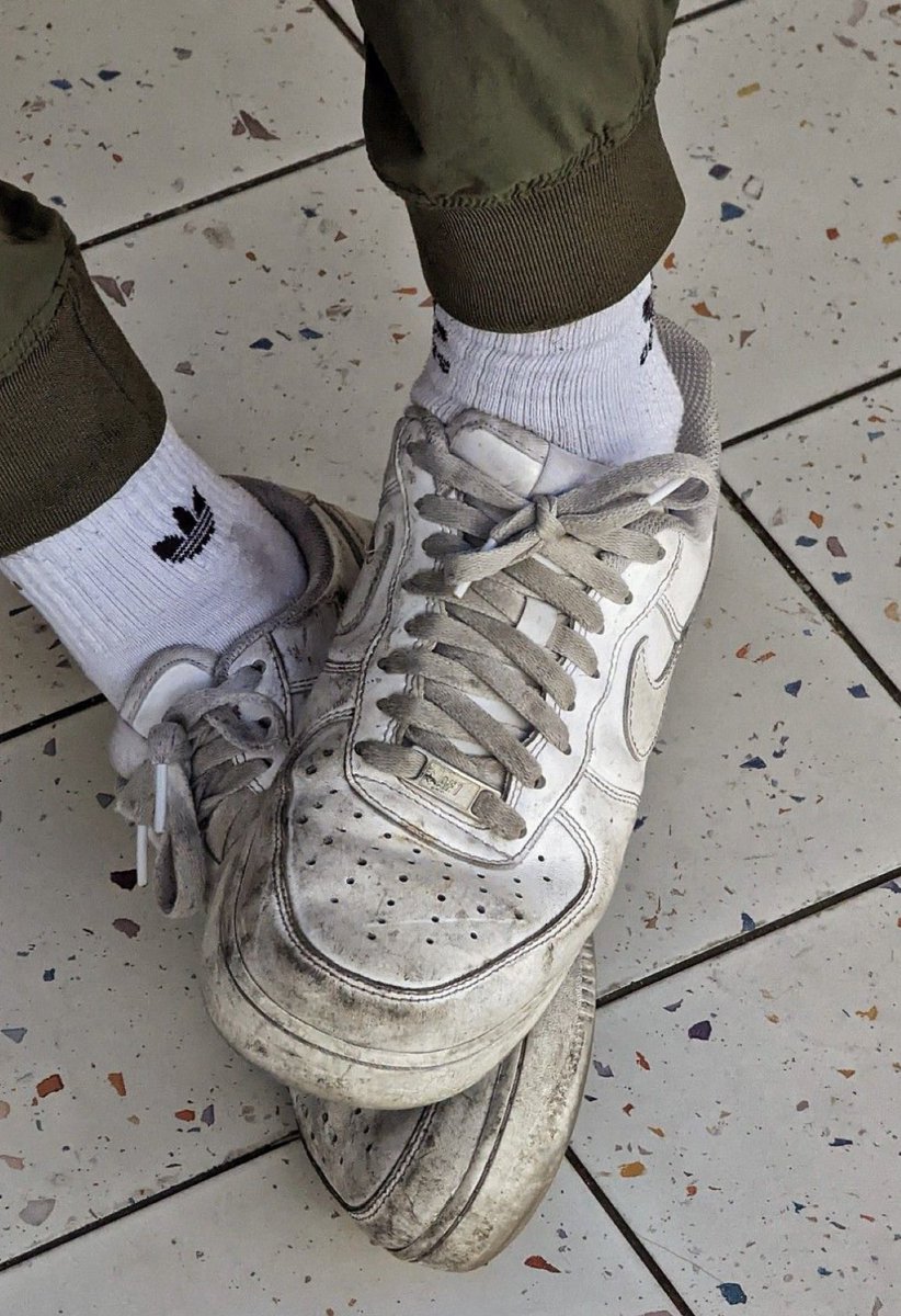 amazing_bross's tweet photo. Nike AF1 for sale 👅 https://t.co/6ap0iqmBvg