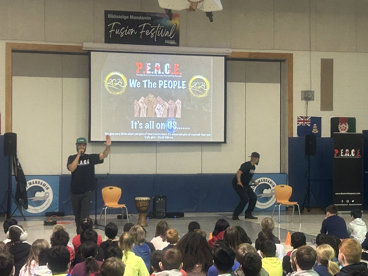 Biidaasigemanps's tweet photo. We are so excited to have @PEACEuniversaL at our school today for a Black History Month presentation. #WeAreBiidaasigeMandaminPS @DDSBSchools https://t.co/qHs6Hr02oM