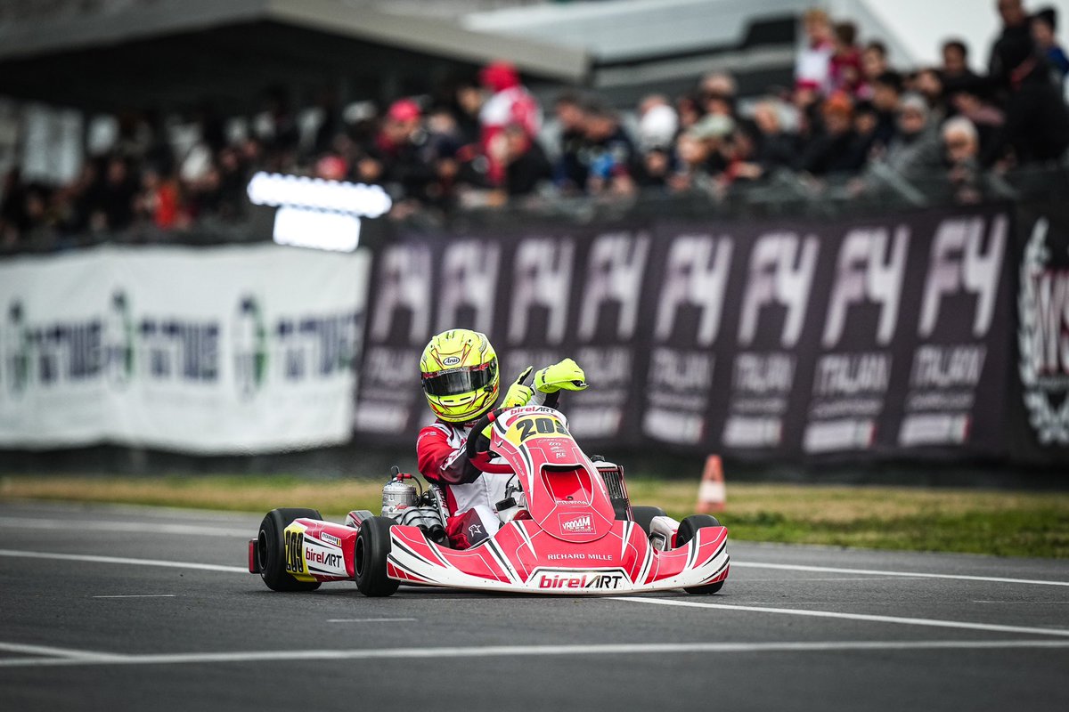 Birelart tweet media