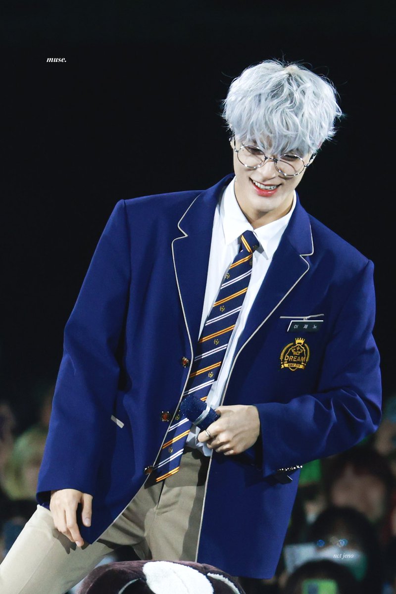 yum_423's tweet photo. 청게 젠성

- 지송아
- 웅?
- 내놔
- 웅..?
- 내놓으라고
- 뭐..여? 
- .. 
- 체육복? 담요? 샤프? .. 아님 전에 사준 아이스크림?
- 그거 말고 초코
- 무슨 초코?

하고 재노 의아하게 재노 보는 지송이
그럼 이재노 그럴 줄 알았다 하는 얼굴로

- 됐네요

하고 걔 뒷머리 막 헝클임 https://t.co/YvKyAHlcGu