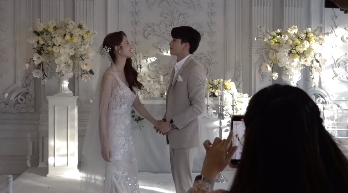 FindYourselfTH's tweet image. เบื้องหลังจบแบบแฮปปี้ ขอบคุณทุกคนที่มาร่วมลุ้นในทุกความสัมพันธ์💗หลังจากนี้ติดตามความน่ารักได้จากเจ้าตัวเองเลย😳 #FindYourselfTHFinalEP
@cnonkul @Earth_Pirapat @plapodd @neeensu @emmapanitsara