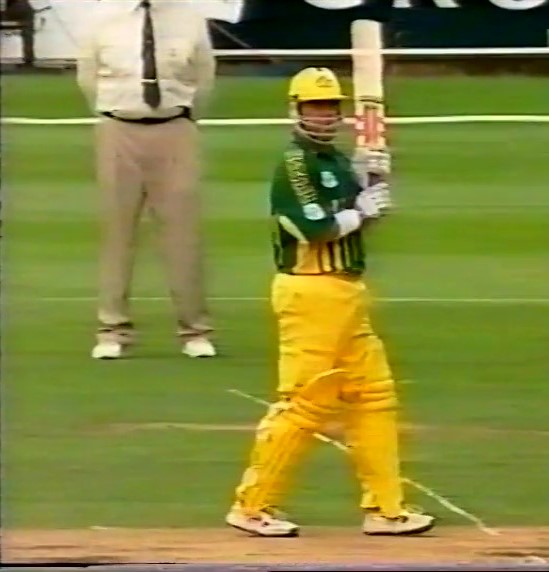 DarrenMordecai's tweet image. #February13
#25thAnniversary
AUSTRALIA v ENGLAND 
C&amp;amp;U SERIES 
FINAL ODI #2 
MELBOURNE 
FEBRUARY 13 1999
Australia won the toss and chose to bat first....
@darren_lehmann 
youtu.be/5JERm0fPTs8?si… via @YouTube