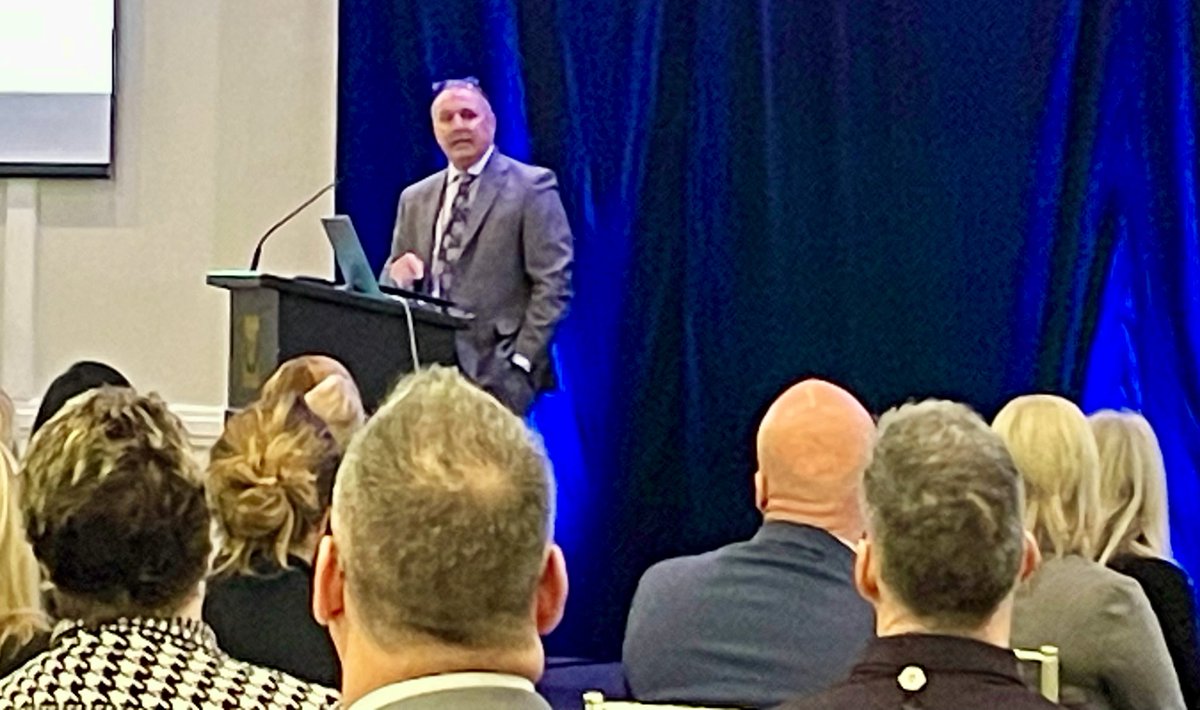 OACPOfficial's tweet image. Proud to have President @chiefmacsween deliver the opening address @awip_on conference. Thank you #AWIP for supporting #police personnel who give of their time to advance a fair &amp;amp; safe workplace 4 everyone. Thank you to Co-Chairs Tammy Fryer &amp;amp; Lisa Darling for their leadership!