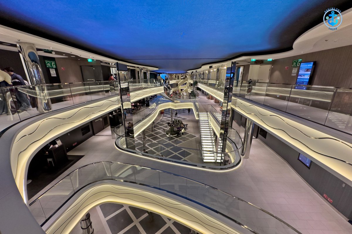 BarcosporCadiz's tweet photo. Interior del crucero MSC World Europa @MSCCrucerosESP
#barcosporcadiz #mscworldeuropa #msccruceros #msc #msccruises #worldcruises #worldclass #mscworldclass #cruises #cruceros #buque #barco #vessel #ship #shipsphotographer #shipspotting https://t.co/iLq8nrmOaU