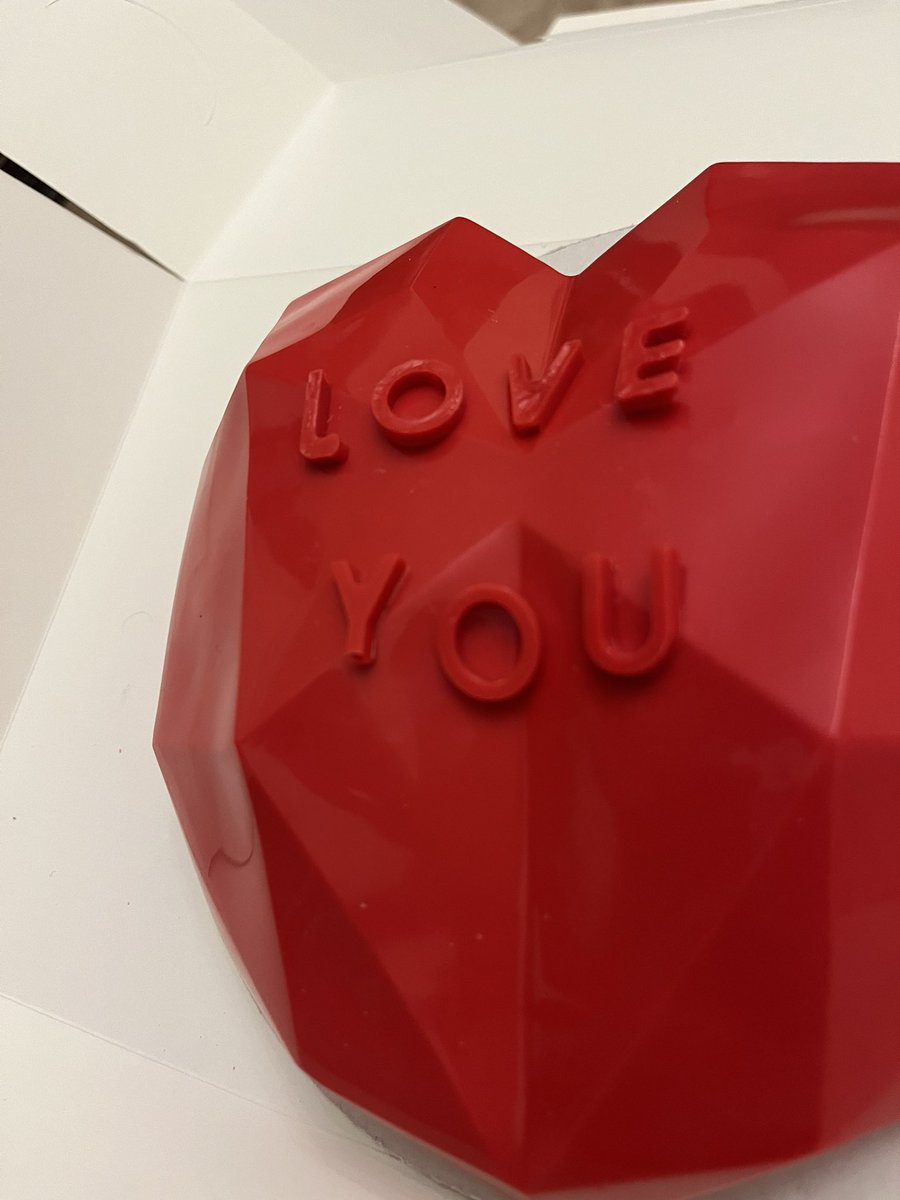 CakesFa's tweet photo. الحب بدأ من الليله ❤️❤️ 

Happy Valentine’s Day everyone 

❤️ https://t.co/m39YmrEKTZ
