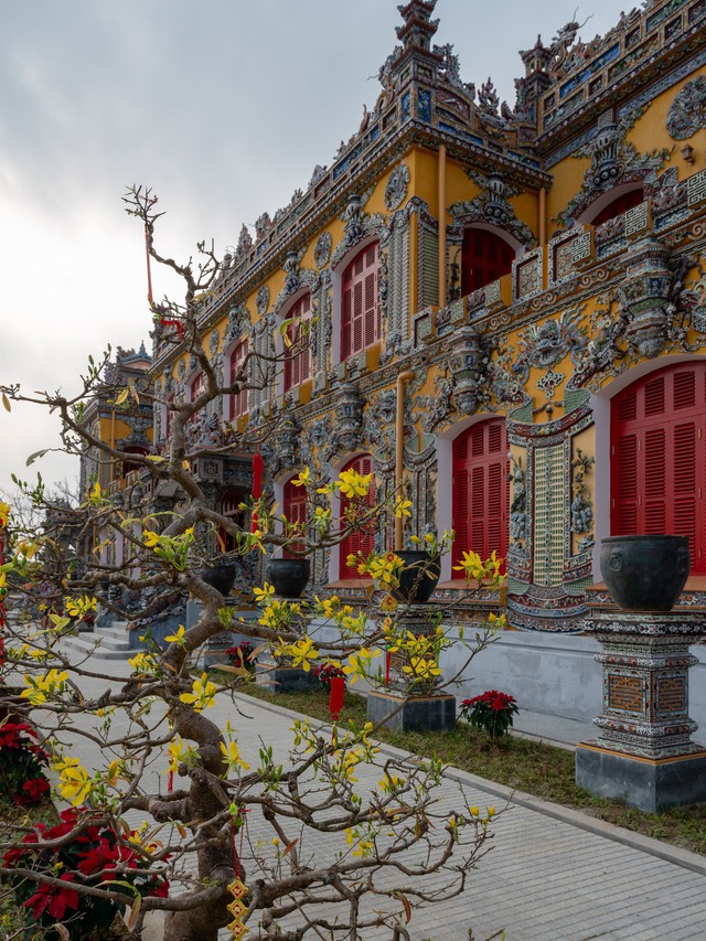 Kien Trung Palace in the Imperial City of Hue has been fully restored and reopened to visitors during the Lunar New Year of 2024. This is a new stop within the Hue Imperial Citadel complex. . #Travel #Vietnam #Hue #tourist #heritage #imperial #palace #architecture