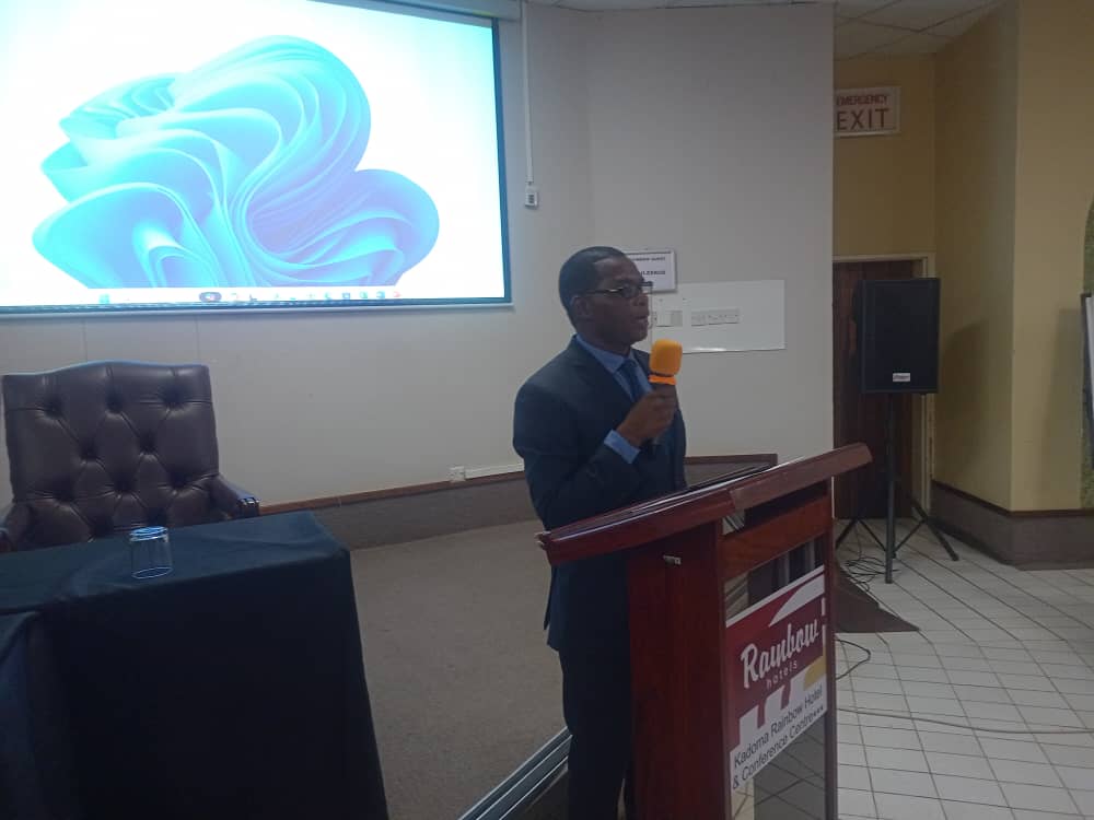 ecozim's tweet photo. The #ZimbabweEarlyLearningPolicy (ZELP) launched today in Kadoma by the Deputy Minister - Hon A Gata. Director ECOZI- Elvis Chitsungo addresses  delegates on the contribution by Education partners in the development of the #ZELP for Early Learning. https://t.co/0hYkhFikWm