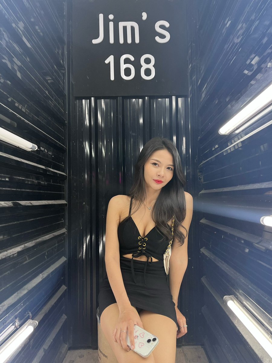 pnmdiiz's tweet photo. ใกล้วันวาเลนไทน์แล้ว ดอกเดียวที่อยากได้ คือ ดอกโตน 🥹

.
.
.
#แคปชั่น #แคปชั่นวาเลนไทน์ https://t.co/Z2JyswPYV9