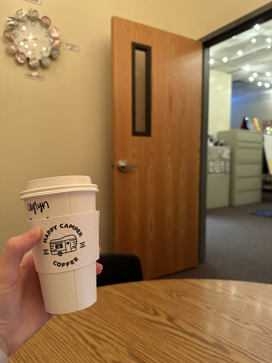 CarterCaylyn24's tweet photo. Coffee day! #reFreshFebruary24 #WeAreEmberstan @LakeAgassizGFPS https://t.co/REeZMDslQL