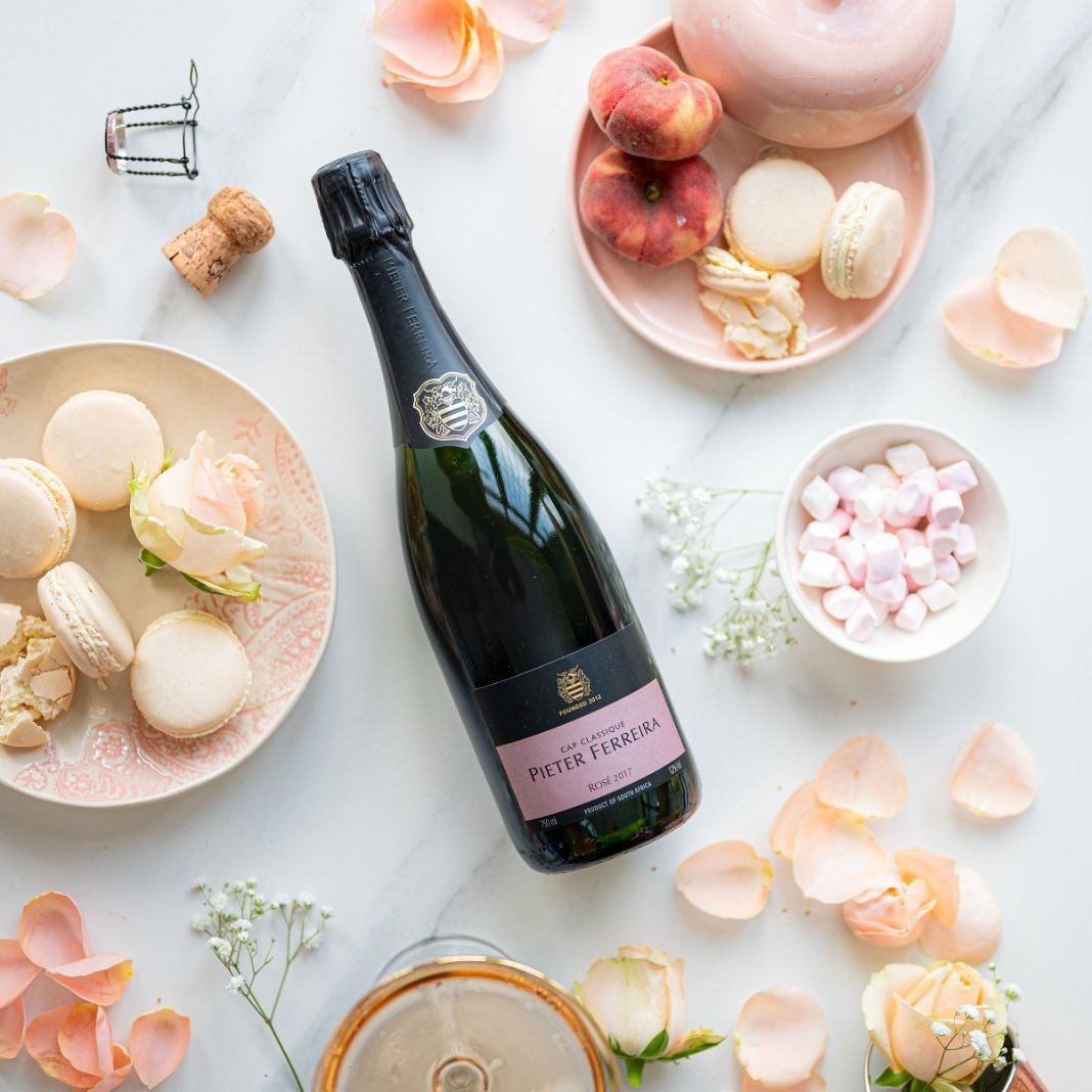 ExAnimoWineCo's tweet photo. Pretty bubbles for all the lovers out there.
Watch this space for a new release of the Pieter Ferreira RosΓ©. Youβll fall in love.
@BubblesFerreira
π· by Christine Lundy Photography
#exanimo #exanimowineco #winelover #winetime #winegeek #capewine #capclassique #bubbles https://t.co/wmLAS4lB6h