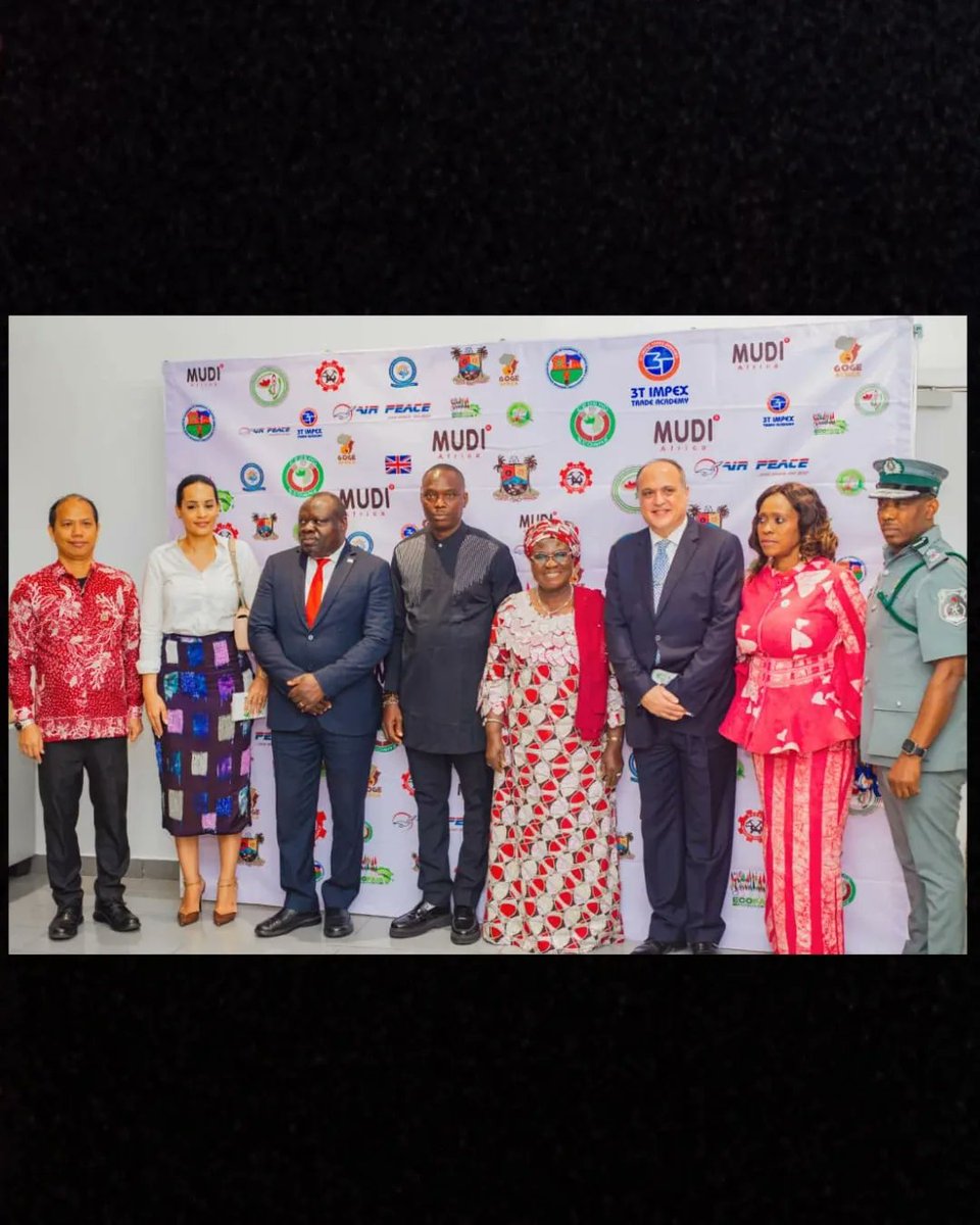 itpclgs's tweet photo. The media briefing and launch of Ecofairs Lagos 2024 held in Lagos on Friday 9 Feb 2024 was attended by the Director of Indonesia Trade Promotion Center Mr. Hendro Jonathan Manurung along with other stakeholders to support the development of trade relations. https://t.co/OVv5bFrQNH