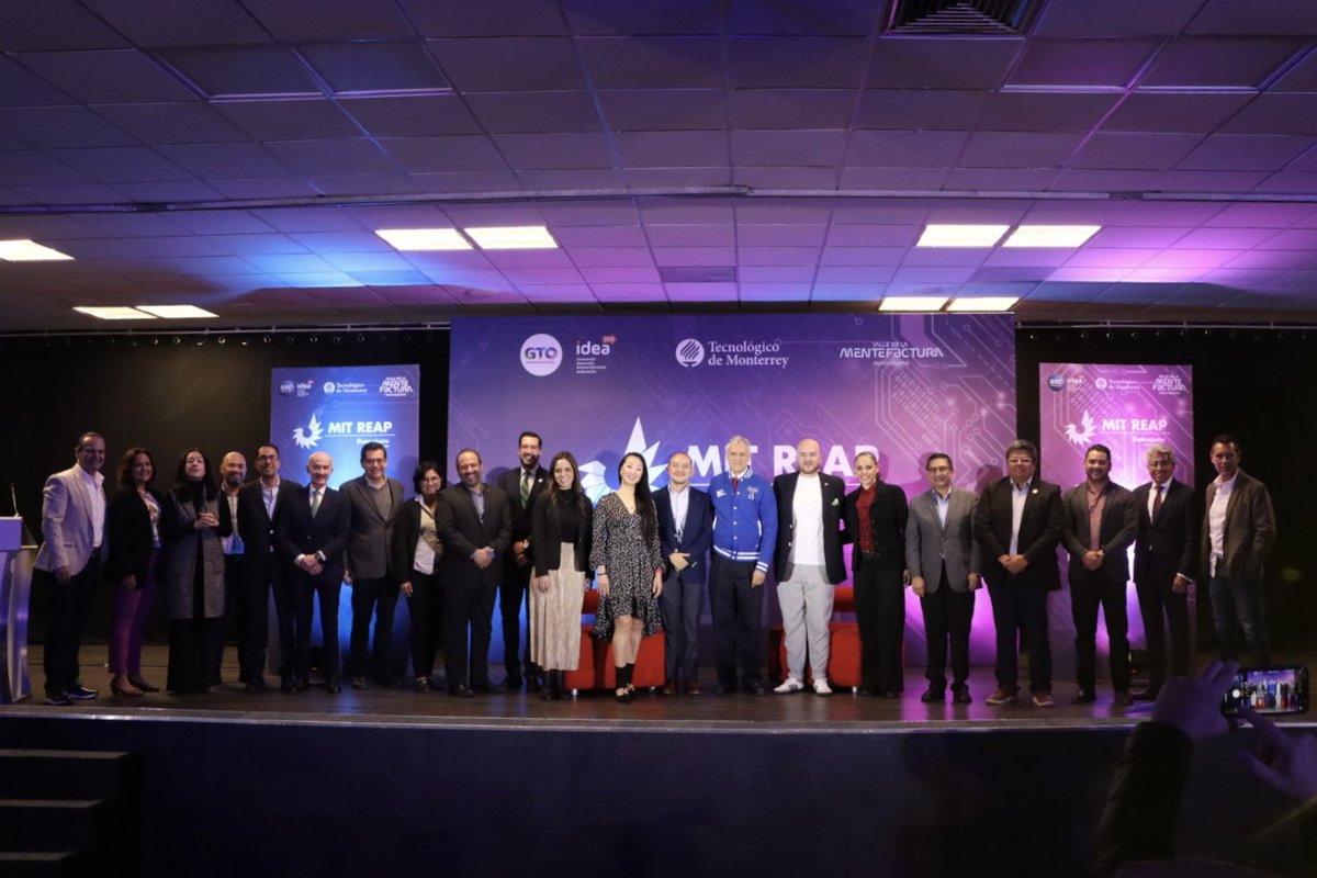 TECcampusLEO's tweet image. Presentación del #MITReap #Gto, programa de aceleración de emprendimientos para promover el desarrollo social y económico 🙌🔝 agradecemos formar parte de esta iniciativa en conjunto con @idea_gto @SoyMentefactura, empresas, universidades y socios clave de la Región Bajío