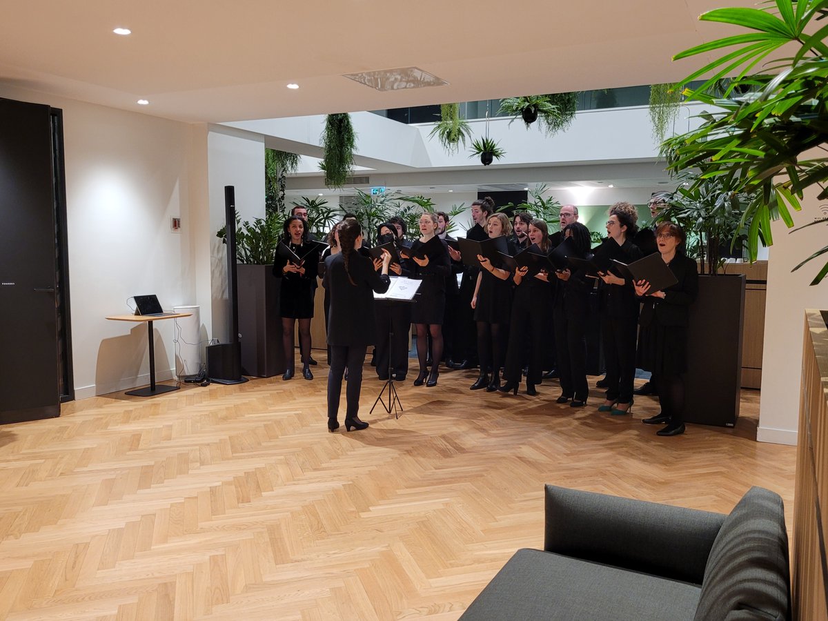 Heureux d'avoir été conviés à la cérémonie de remise des vœux de <a href="/UEFrance/">Commission européenne 🇪🇺</a>  et <a href="/Europarl_FR/">Parlement européen en France</a>. 🥂
Un moment fort qui nous a permis de réaffirmer l'importance de la solidarité en Europe et de renforcer nos partenariats pour l'échéance des élections européennes de juin 2024 ! 🇪🇺👏🤝