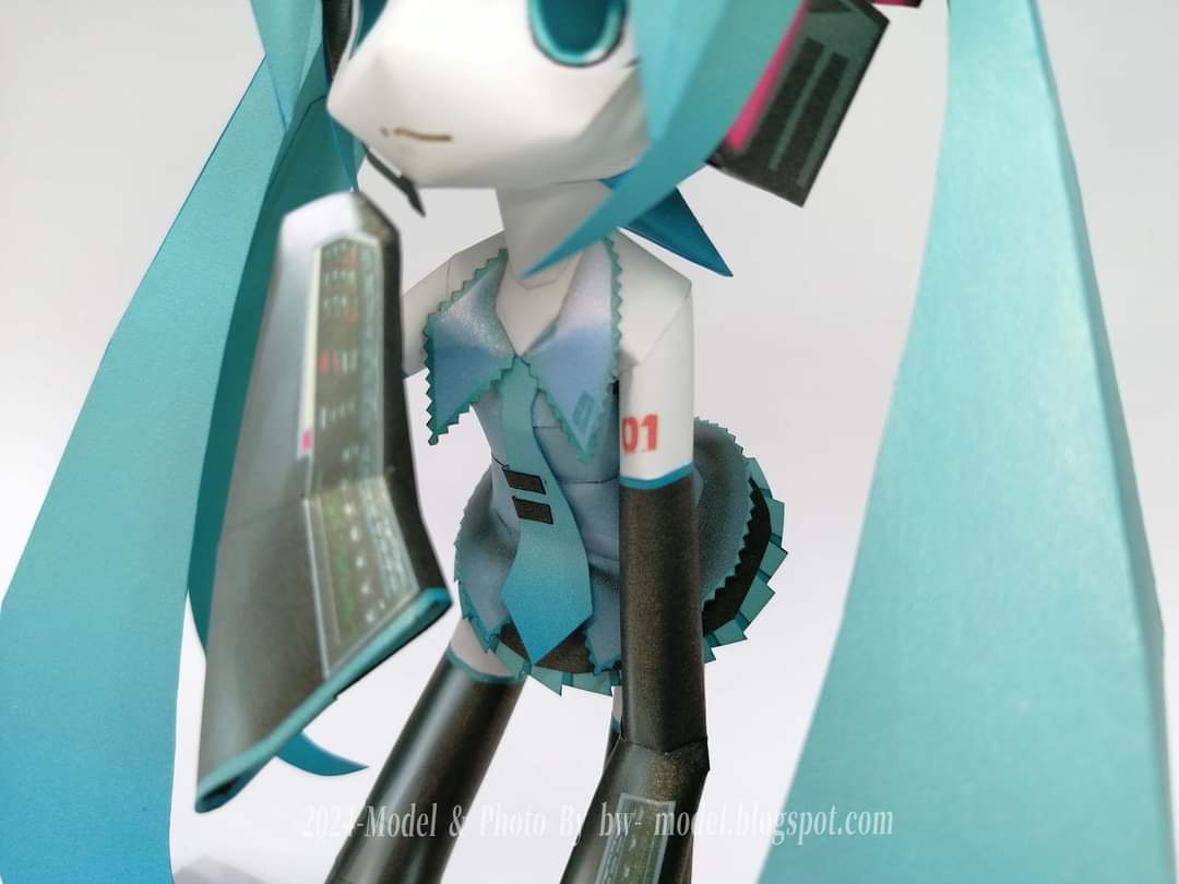 HaitokuPaper's tweet photo. #vocaloid
#miku
#ペーパークラフト 
#papercraft https://t.co/TRulFl0PoE