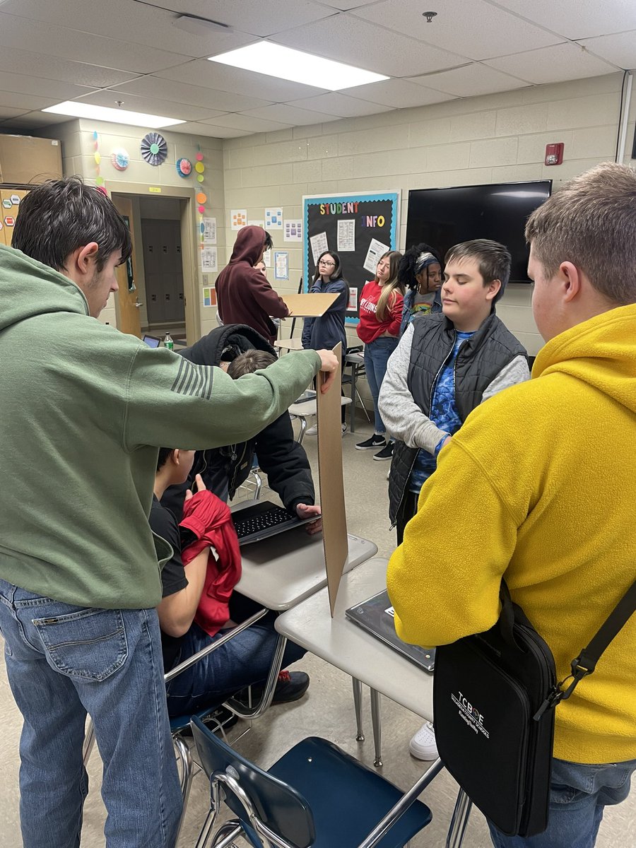 Mandy Watts tweet media