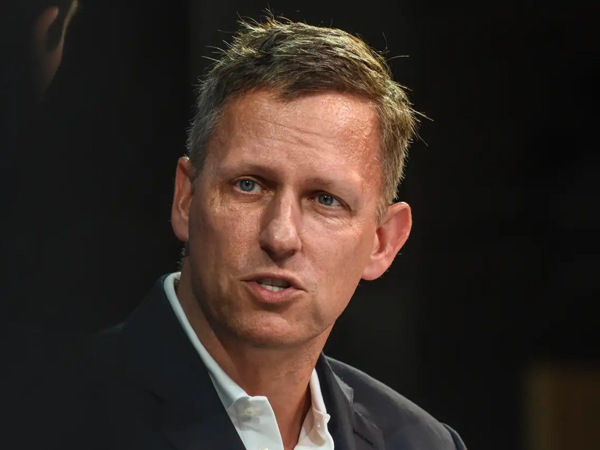zfellows's tweet image. Peter Thiel on advice to his younger self:

“My advice for you — the advice I wish I could have given my younger self — is this: Before getting swept up in the competitions that define so much of life, ask yourself whether you even want the prize on offer.”