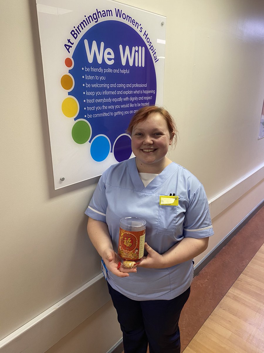 What a lovely gift given to Ellie one of our Healthcare support workers in GOPD from a grateful patient @BWCH_GynaeHoN @RuchiraBwh @mwrachelcarter @juliedgardner @clarehughes484 @fertigsimon1