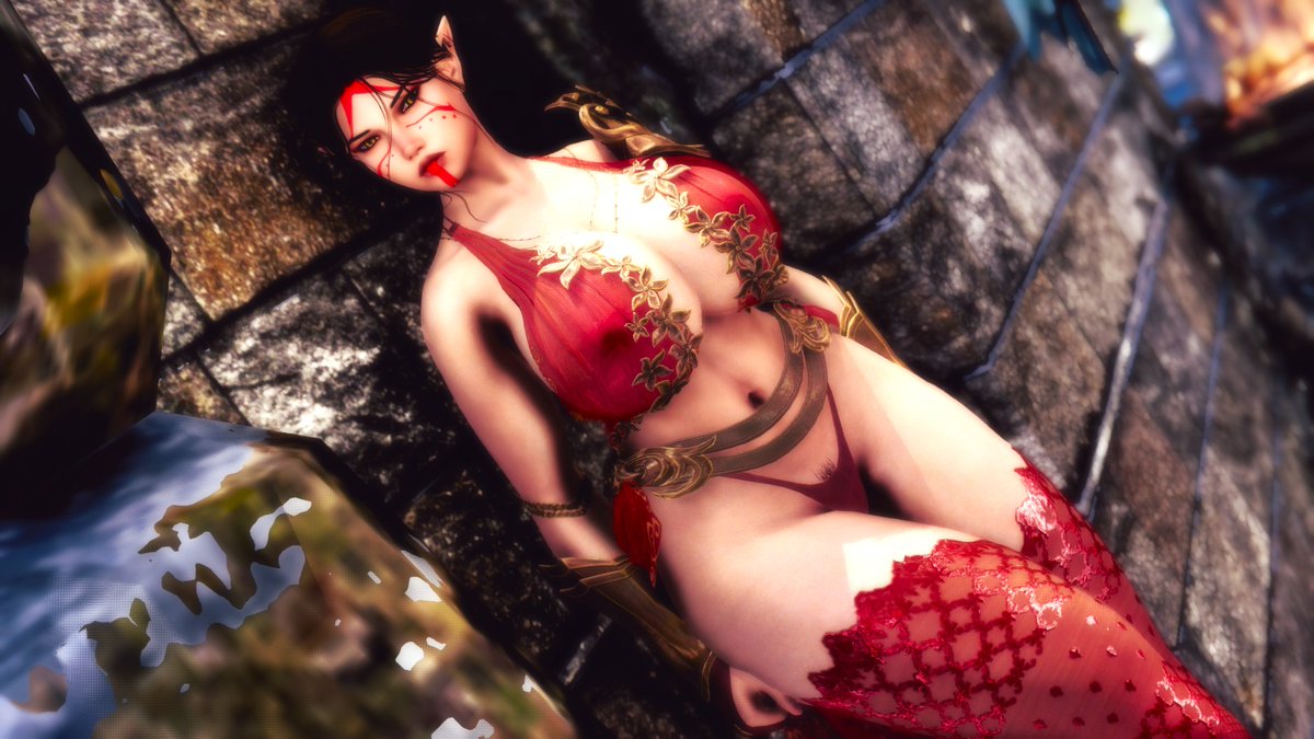 arctares's tweet photo. Belle looks at the temple Njora had built to house her mothers.
Frea -" Nineteen years pass. No?"
Belle -" Why are you here?"
Frea -" I speak to Sjöfn every day. Tell her about day. Tell her about niece."
Frea places her hand on Belle's face.
Frea -" Go speak to mothers."
#Skyrim https://t.co/WT9C36vvpP