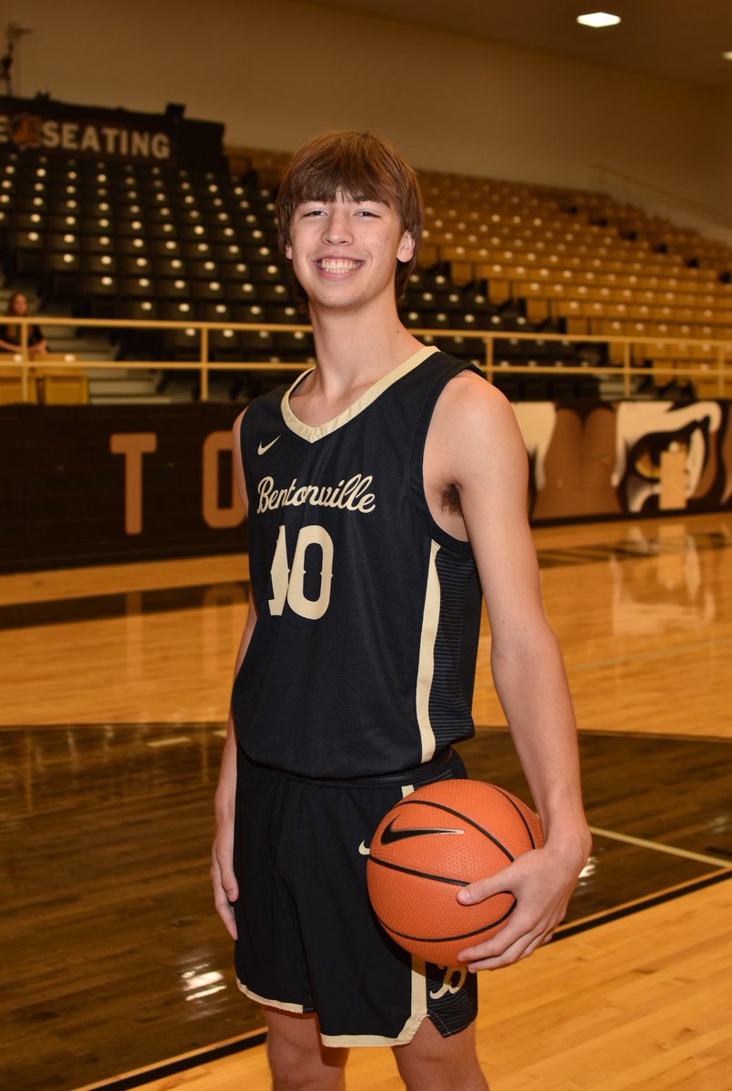 Come celebrate Noah Anderson and SENIOR NIGHT this evening. Ceremony begins immediately after the girls varsity game around 7:00. Proud of Noah and all he has done for our program!!!  Thank you Noah!!!