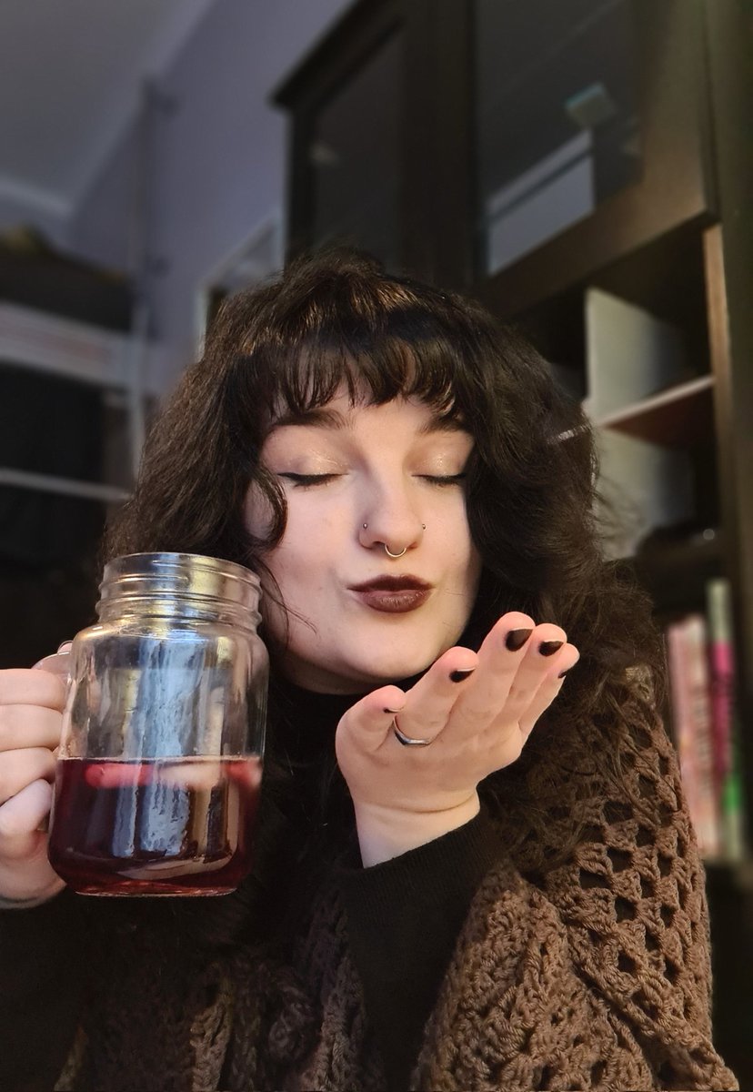 yesterdaysblood's tweet photo. happy Valentine's eve! 

we are back with a dev stream over on the @fromcarrotcake channel 💗

come make vday cards with us! 💌 https://t.co/c4akMvlZan
