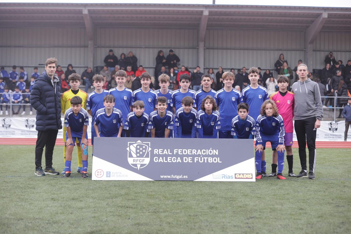 futgal's tweet photo. 🤩 Os grandes PROTAGONISTAS do Campionato Galego de Seleccións Comarcais

🏟️ Sampaio de Refoxos (Cee)
➡️ Primeira Fase
⚽️ SUB 13

🔸 A Coruña
🔸 Santiago
🔸 Pontevedra
🔸 A Costa https://t.co/MQEsozQtxf