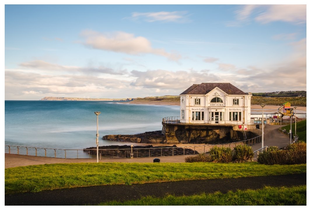 wayne_gilmore's tweet photo. 25 second long exposure taken on Sunday using the @FujifilmUK X-T2 &amp; 18-55mm lens and @kasefiltersuk magnetic
circular polarizer and ND1000

Portrush, Northern Ireland https://t.co/CbFoWf4YDr