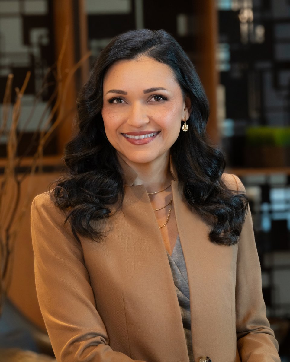 tamumetm's tweet photo. This week, for METM's #NewFacultyFeature, let us introduce you to CJ Thornton, a Senior Manager of Financial Planning & Analysis at Caterpillar, Inc. She's teaching TCMT 623 - Financial Decision Making.
Read more about #METM's faculty at https://t.co/zmpYAhGlT6 https://t.co/sLmHgWlZa3