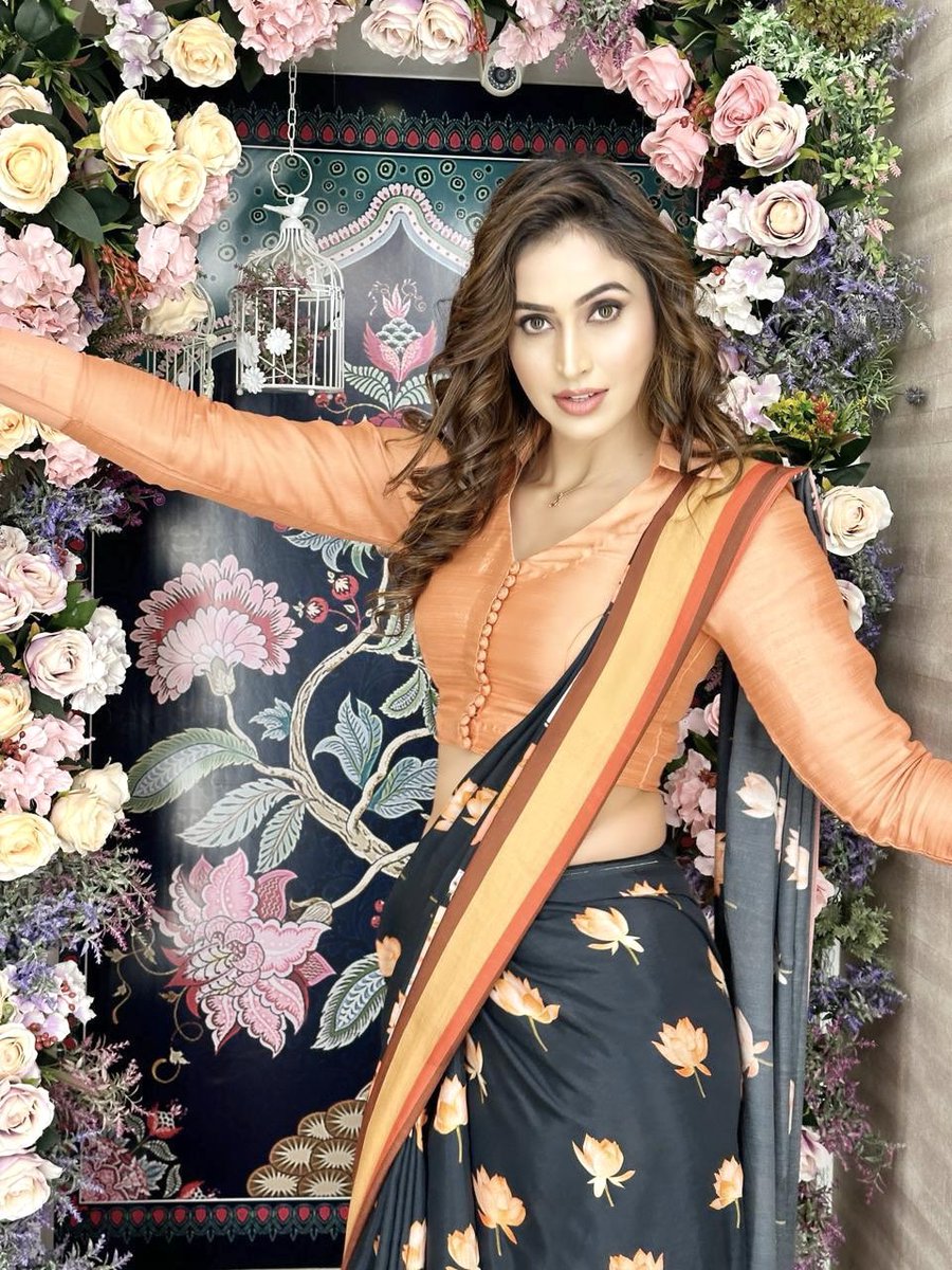 samaira_sandhu's tweet photo. Wearing @SbySamaira
Occasion : Appointment as State Icon Chandigarh (UT)
#samiarasandhu #samairasandhuofficial #stateicon #election2024🇮🇳 #sbysamaira https://t.co/85vDn2C2Au