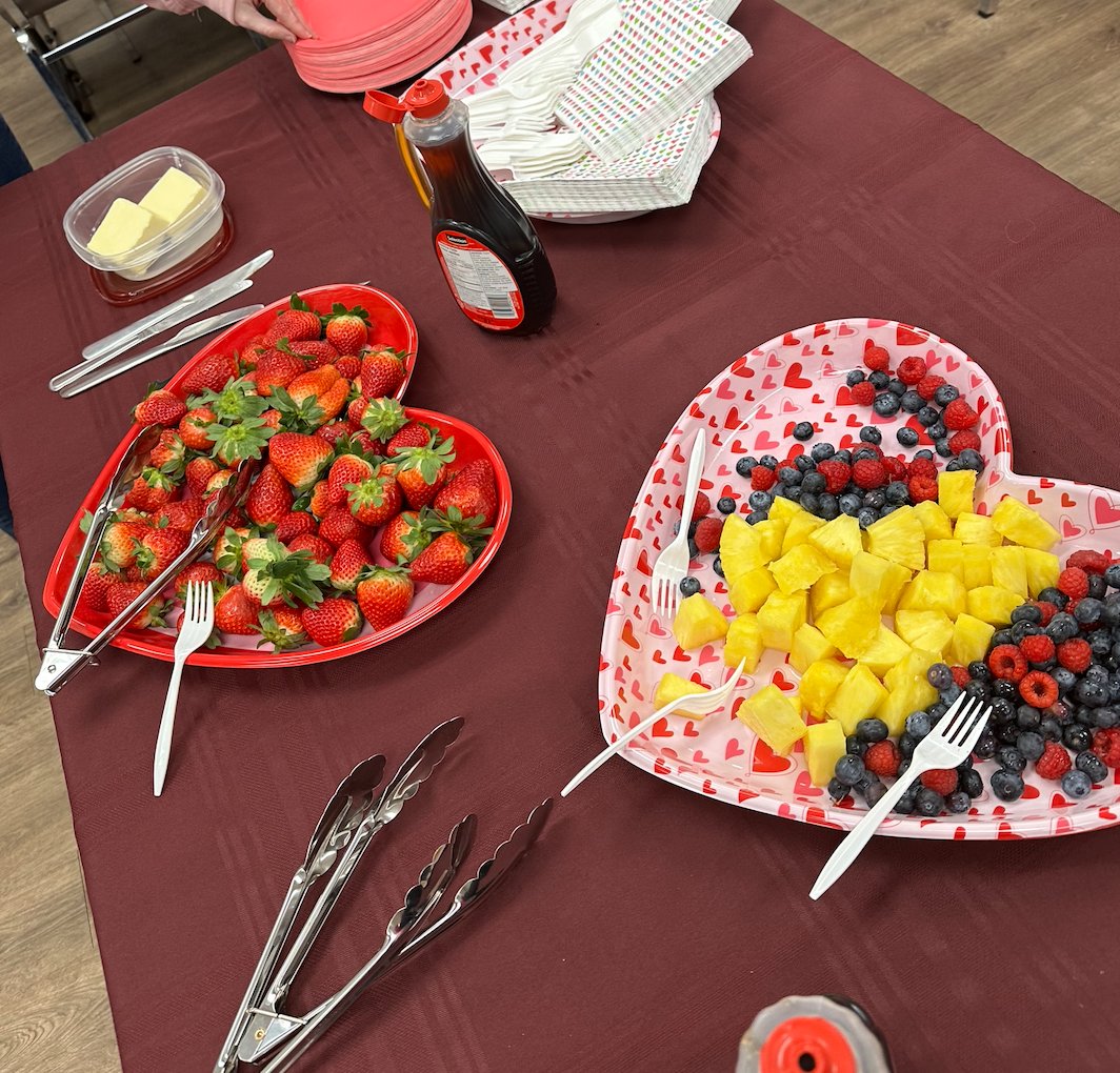 Happy Shrove Tuesday! Thank you <a href="/St_Andrew145/">St. Andrew School</a> for the delicious snack and treat for teachers too. We used it to inspire our math lesson today- collecting and graphing data about favourite pancake toppings. 🥞 #HCDB