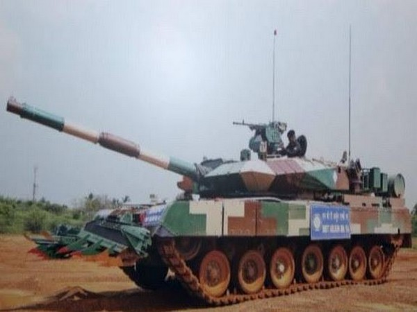 ani_digital's tweet photo. India likely to use indigenous engines in Arjun tanks as German engines getting delayed by 4 years
Read @ANI Story | https://t.co/njyEcw19Zc
#IndianArmy #Arjuntanks #Germanengine https://t.co/WzxtoqMk0t