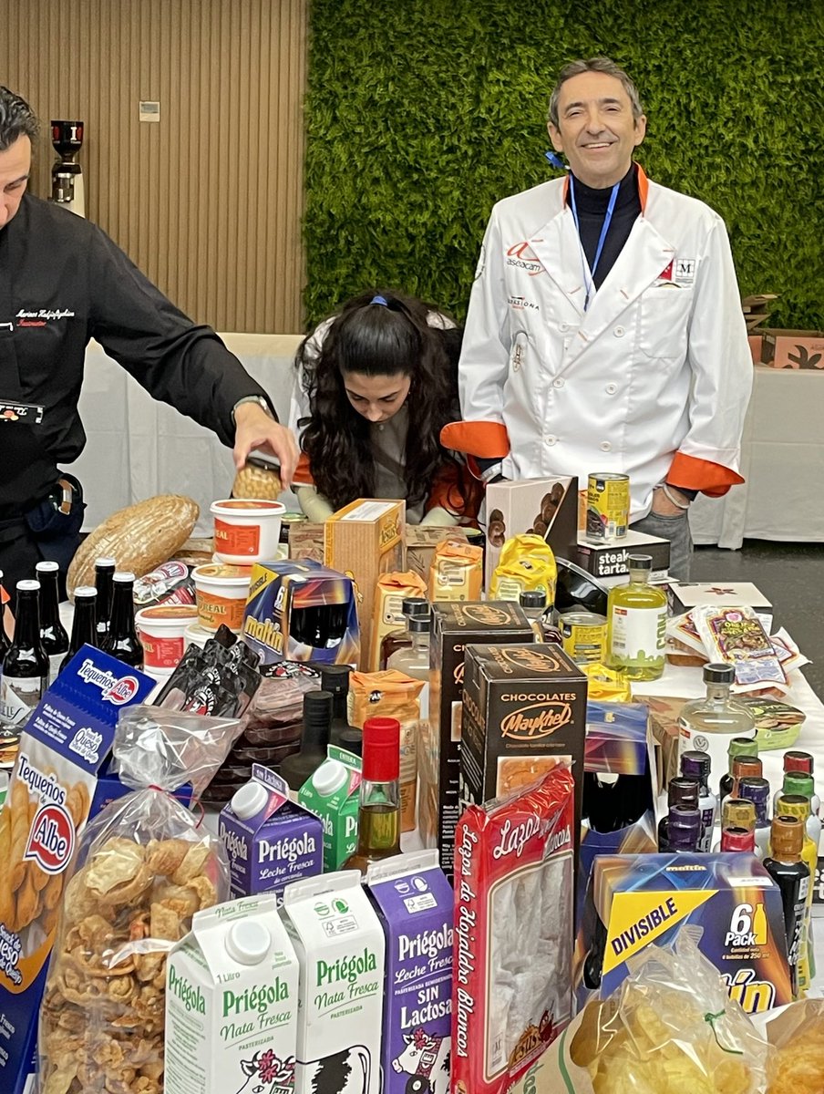 La tapa que me he permitido crear en #tapasionamadrid Arepa de queso a la plancha con pimentón, miel y frutos secos, productos genuinamente madrileños. @ComunidadMadrid #alimentosdeMadrid #I❤️Madrid