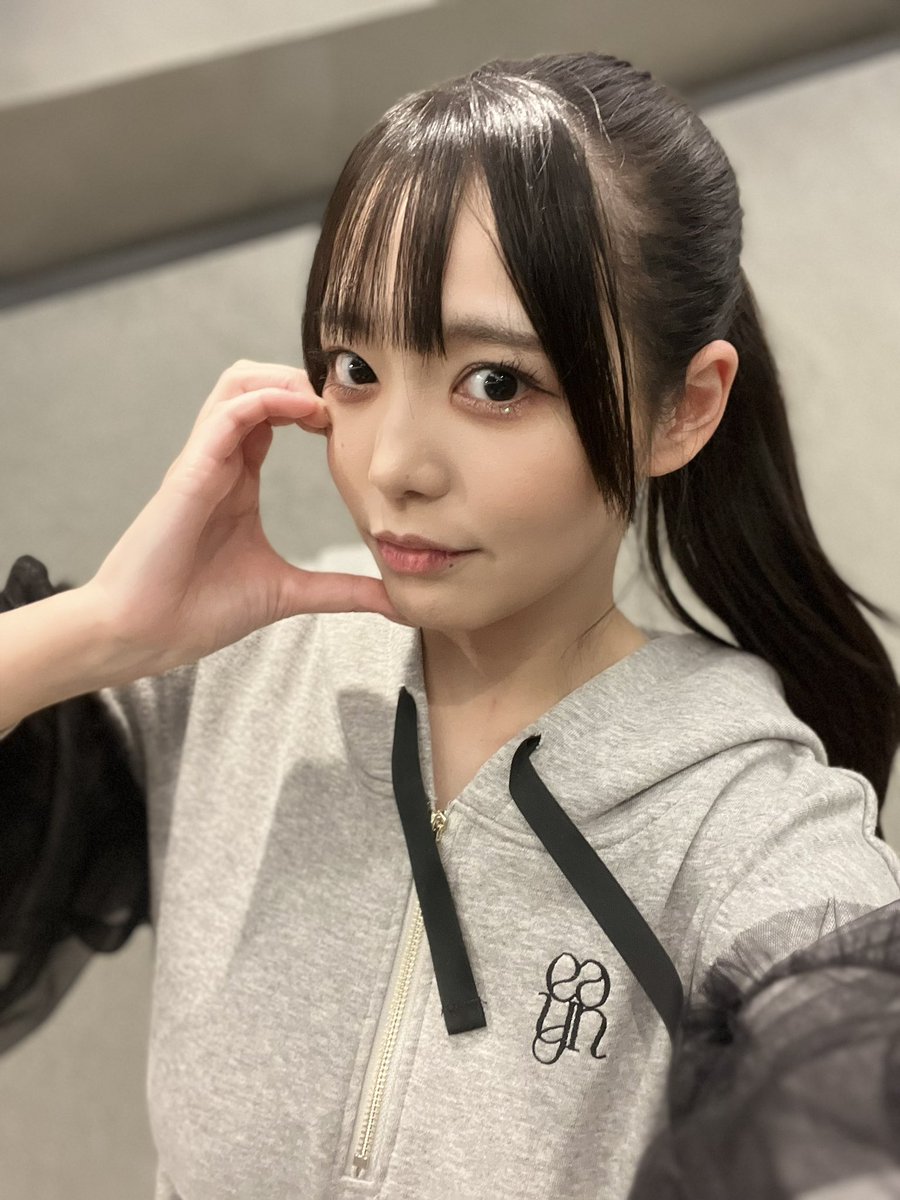 ガチ恋口上わからん人は検索しろ！おやすみ！恋渕は推し見ながら酒飲んでねる！インスタにはまだいるかもしれん！おやすみ！あいしてるよ！！！！！！！！ https://t.co/OpJal5XNz7