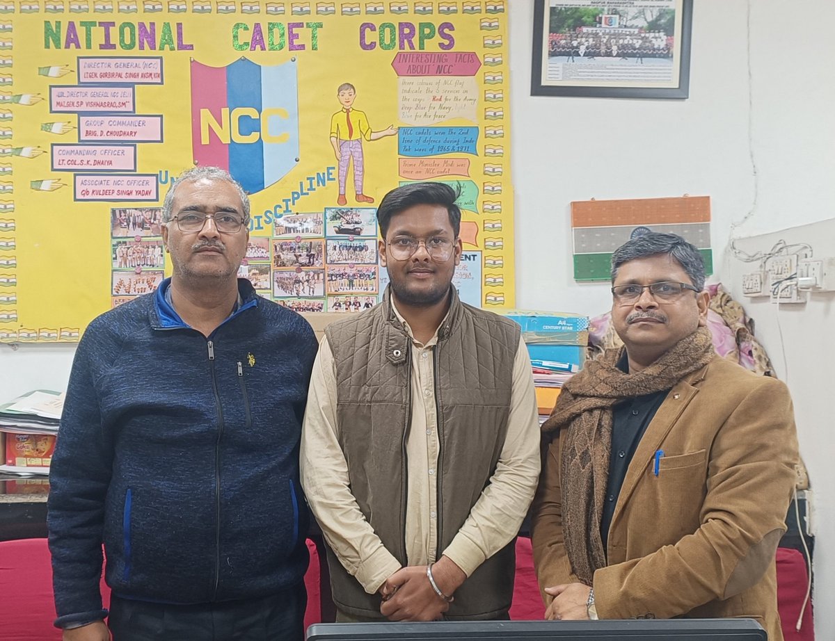 GSBV Ramesh Nagar 1516002 - साइंस छात्र रहे शिवम सिंह ने विद्यालय के NCC आफिसर एवं लेक्चरर डॉ कुलदीप सिंह यादव जी के मार्गदर्शन में UPSC द्वारा आयोजित CDS परीक्षा में सफलता प्राप्त की है। शिवम अब भारतीय सेना के अधिकारी बनेंगे। बहुत-बहुत बधाई 💐🎉
<a href="/Dir_Education/">DIRECTORATE OF EDUCATION Delhi</a> <a href="/DrKulde86719511/">Dr Kuldeep Singh Yadav</a>
