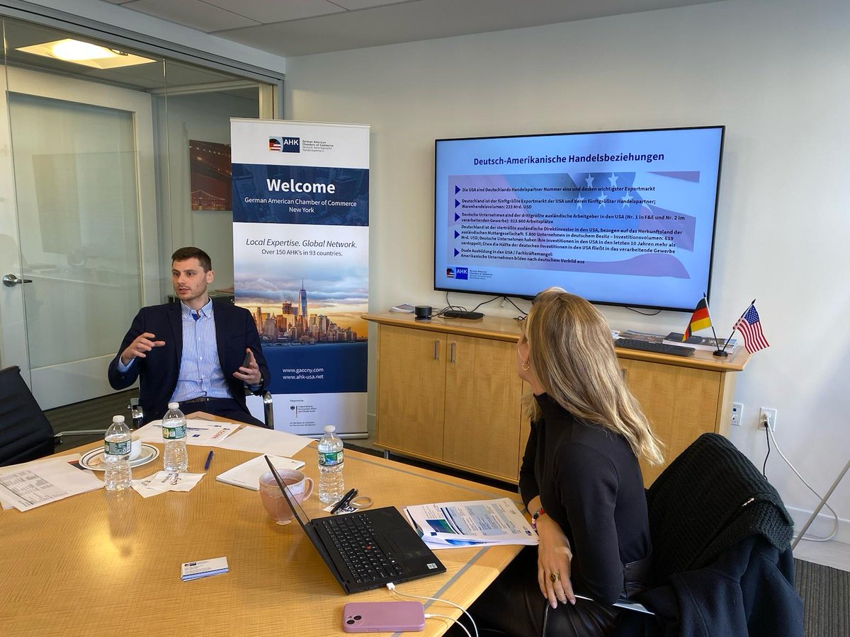 UniCologneNY's tweet photo. 🗽Welcome to #NewYork Peter Maximilian Simon and @MyVYTAL! 🚀 Happy to have a start-up from @UniCologne's @GatewayUniKoeln Excellence Start-up Center be part of the #STEPUSA University Program👏 Good luck to all and see you tomorrow at the ##Pitch Night!🤩 @GACCNewYork @dwih_ny https://t.co/C83kCx9ua9