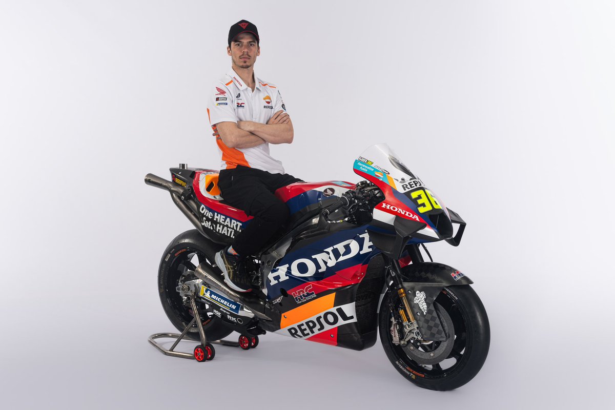 HRC_MotoGP's tweet photo. A second year with the factory. A change of team. Big expectations and bigger desires. 

What will 2024 bring for the former @motogp World Champion? https://t.co/dXkhxGPabO