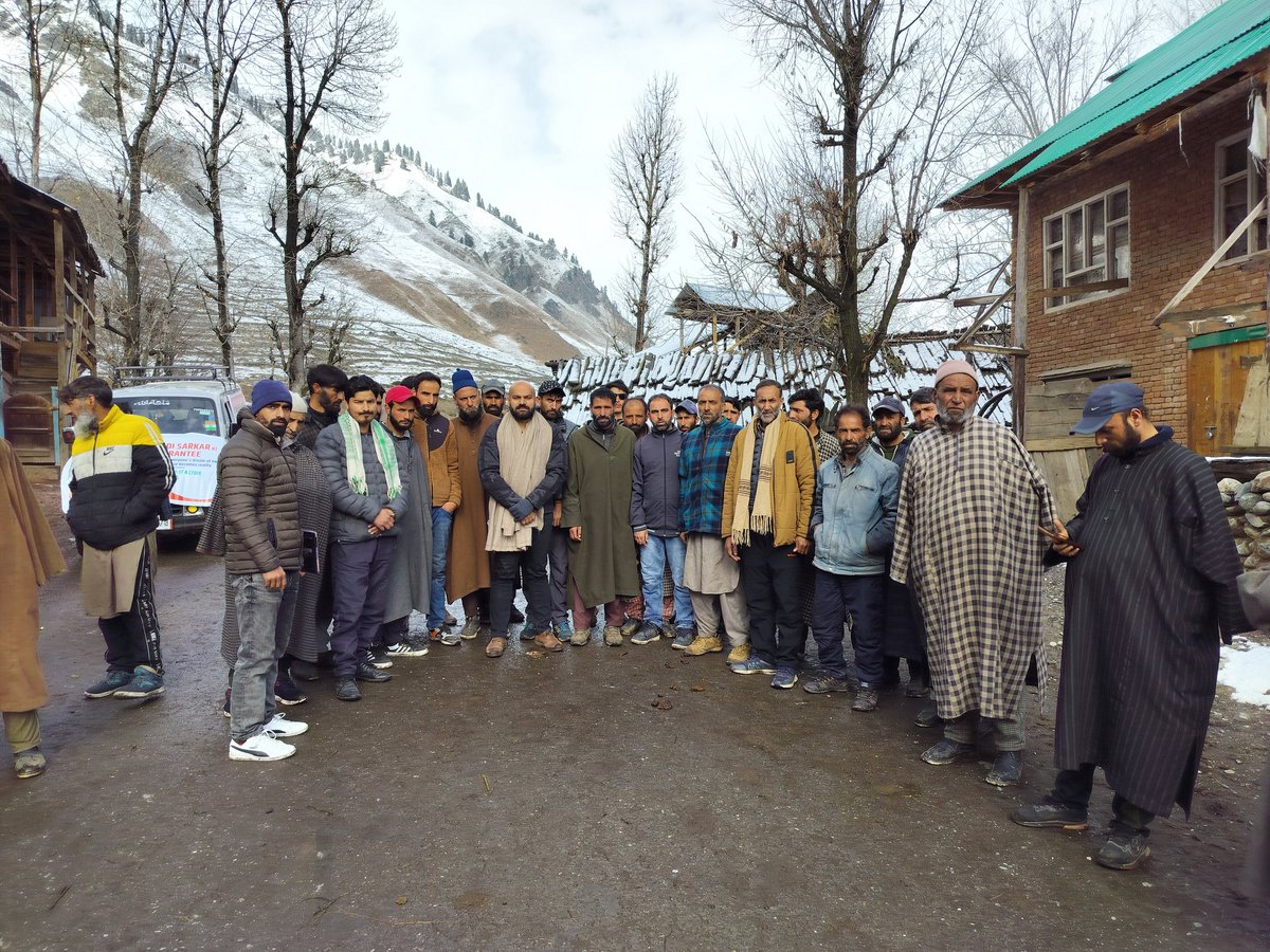 Interaction with people is the core of RDD &amp; PR and being a BDO. 
And it is indeed a privilege too. 
Block MARWAH &amp; WARWAN (Dist. Kishtwar)
<a href="/OfficeOfLGJandK/">Office of LG J&K</a> 
<a href="/DICKishtwar/">Information & PR, Kishtwar</a> 
<a href="/diprjk/">Information & PR, J&K</a> 
<a href="/dckishtwar/">Deputy Commissioner Kishtwar</a> 
<a href="/listenshahid/">Shahid Choudhary</a> 
<a href="/PIBSrinagar/">PIB in Jammu Kashmir & Ladakh</a> 
<a href="/Devansh_IAS/">Devansh Yadav</a>
#PanunMarwah
#WonderfulWarwan